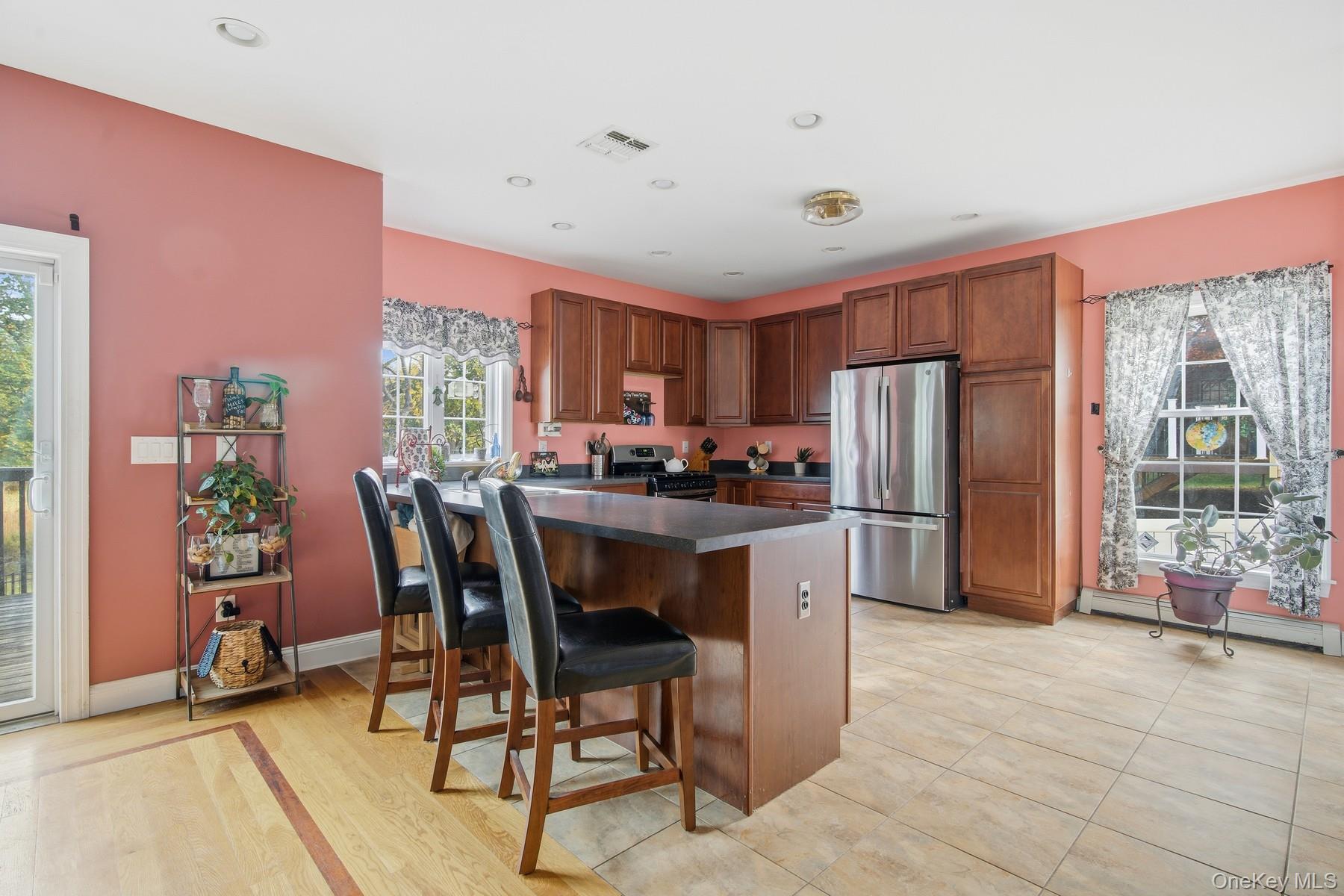 #15 photo, 28 Hewitt Street, Garnerville , NY 10923