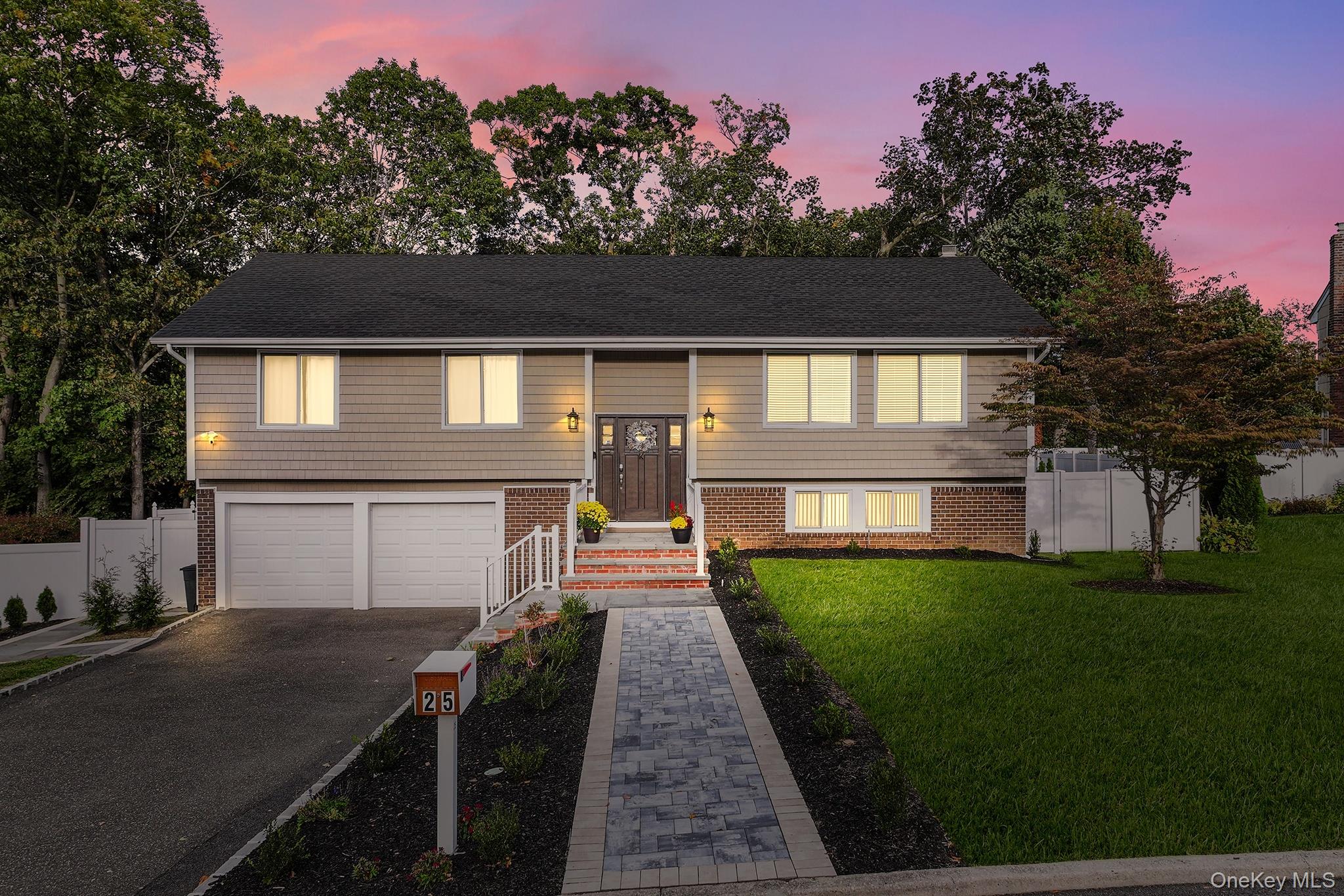 #1 photo, 25 Hitching Post Lane, ナッソー郡 Glen Cove , NY 11542