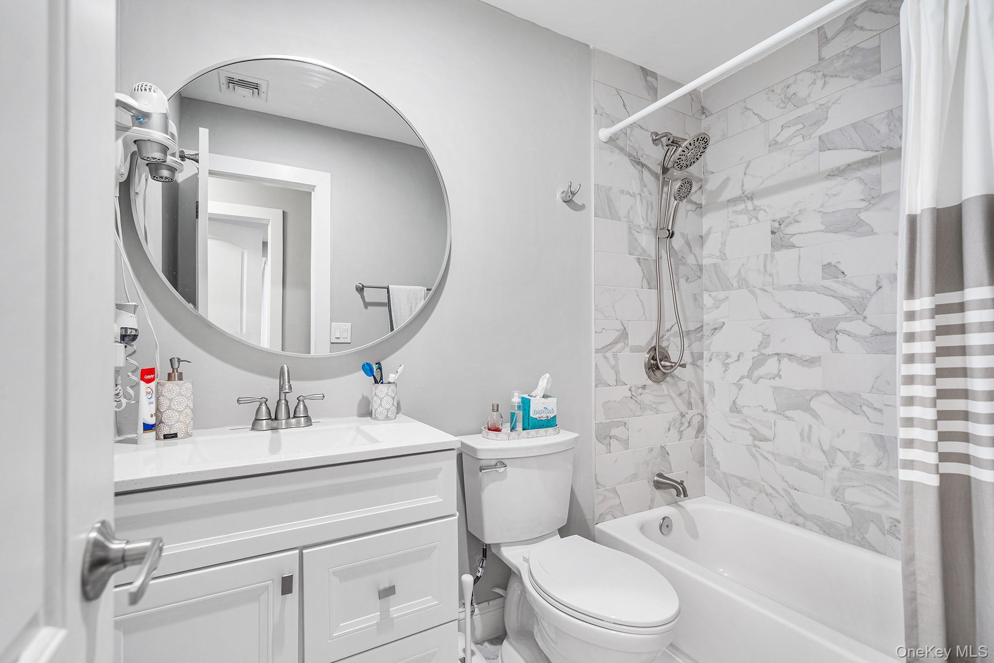 #15 photo, 25 Hitching Post Lane, ナッソー郡 Glen Cove , NY 11542