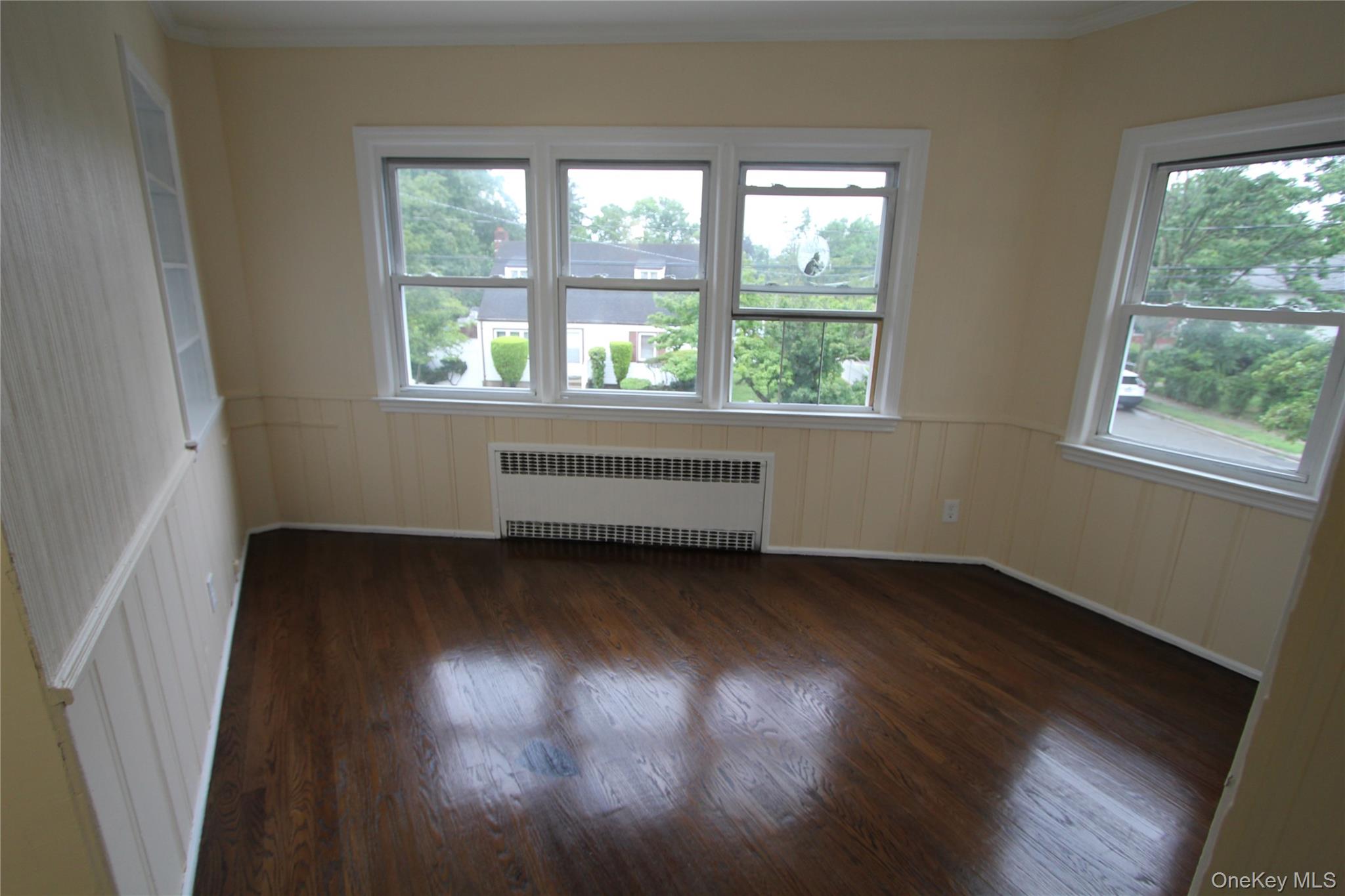 #16 photo, 215 Colonial Avenue, ナッソー郡 Freeport , NY 11520