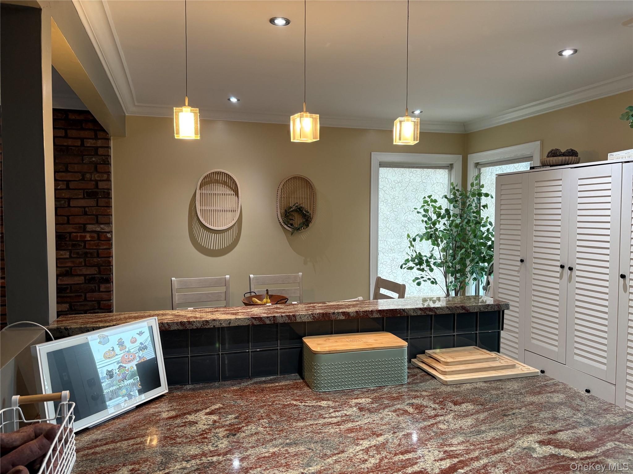 #4 photo, 3610 Ionia Street, ナッソー郡 Seaford , NY 11783