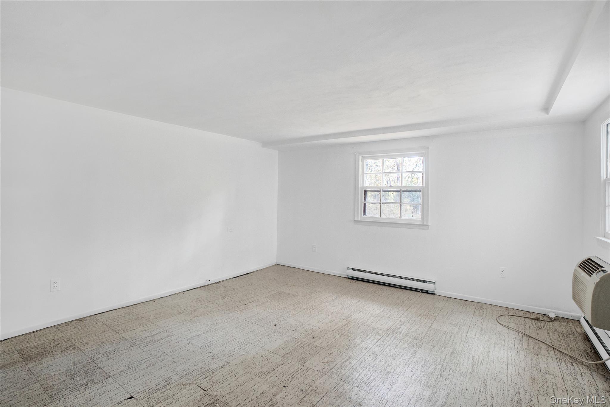 #16 photo, 5 Chatham Place, サフォーク郡 Dix Hills , NY 11746