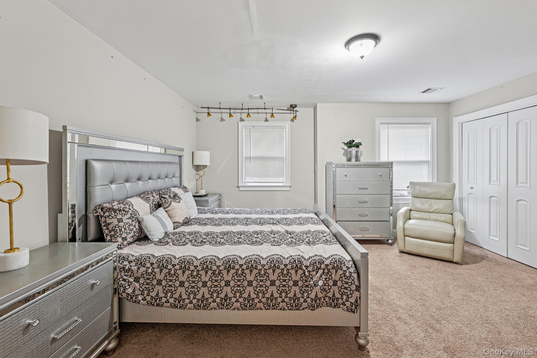 #18 photo, 60 Steuben Boulevard, サフォーク郡 Nesconset , NY 11767