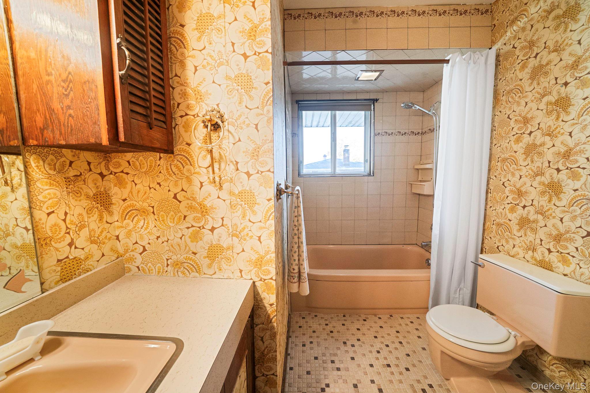 #10 photo, 102 Jacqueline Lane, サフォーク郡 Centereach , NY 11720