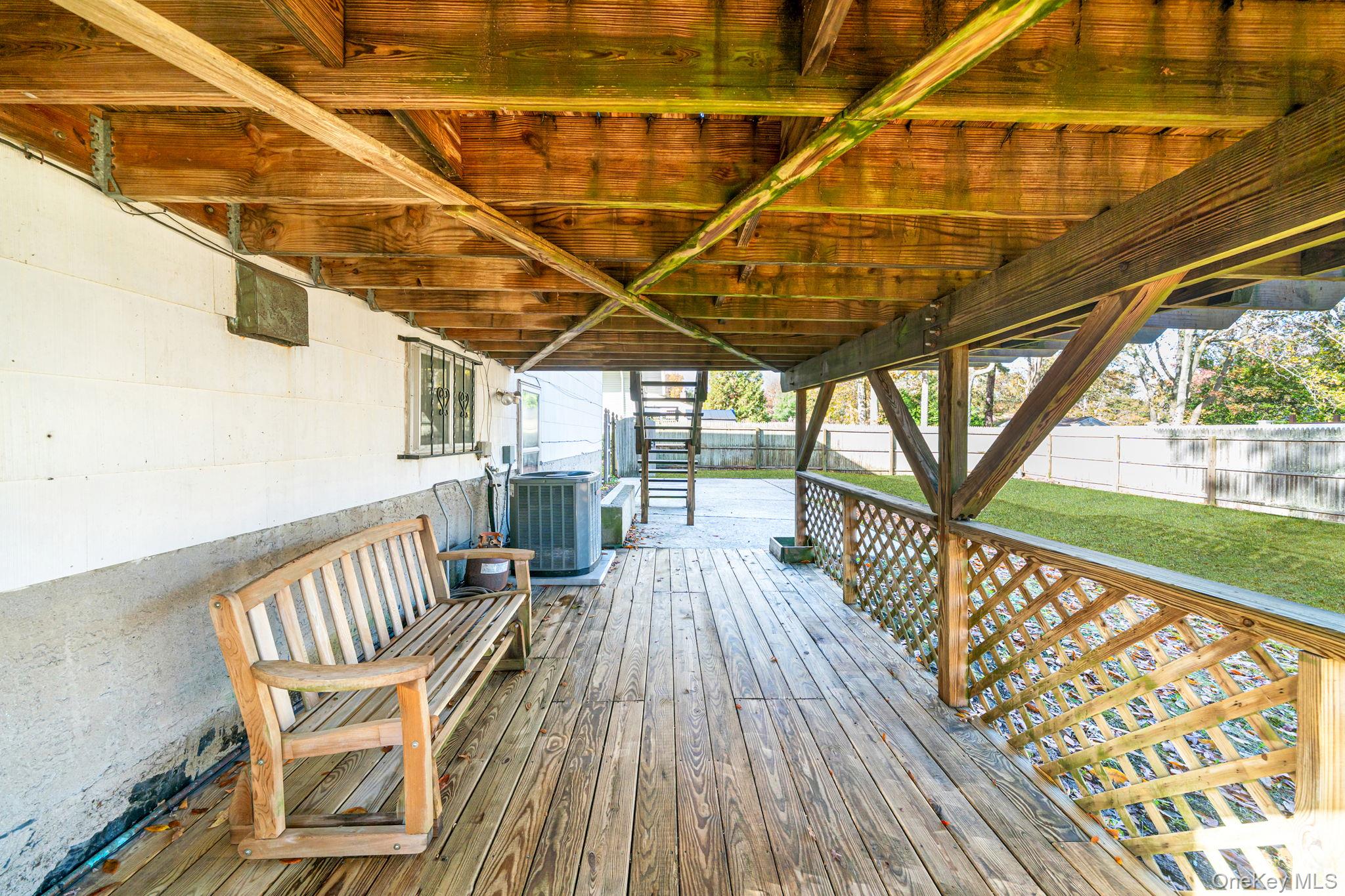 #19 photo, 102 Jacqueline Lane, サフォーク郡 Centereach , NY 11720