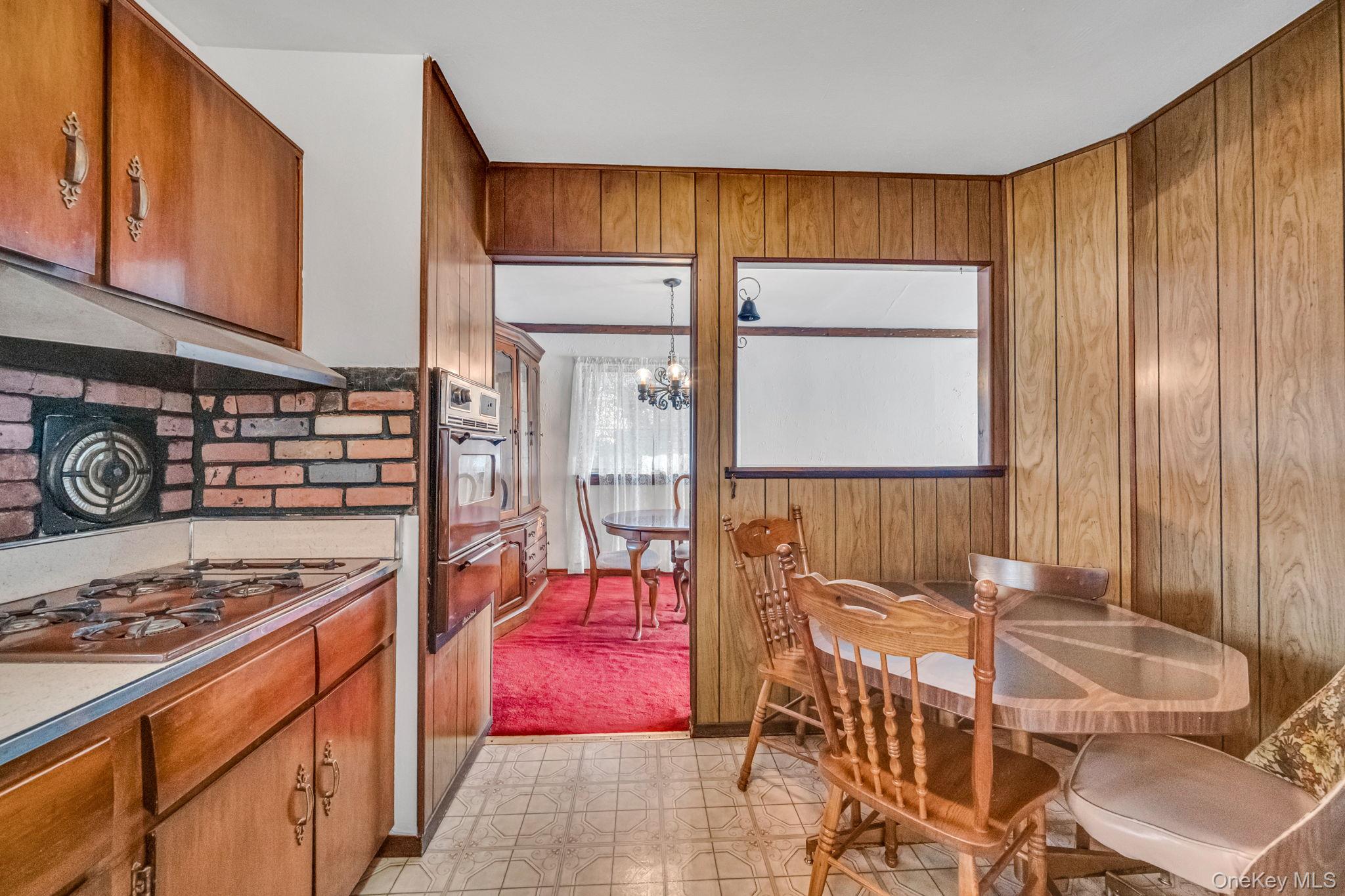 #8 photo, 102 Jacqueline Lane, サフォーク郡 Centereach , NY 11720