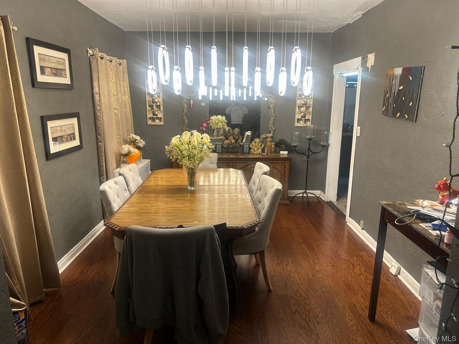 #4 photo, 13322 228th Street, クイーンズ区 Springfield Gardens , NY 11413