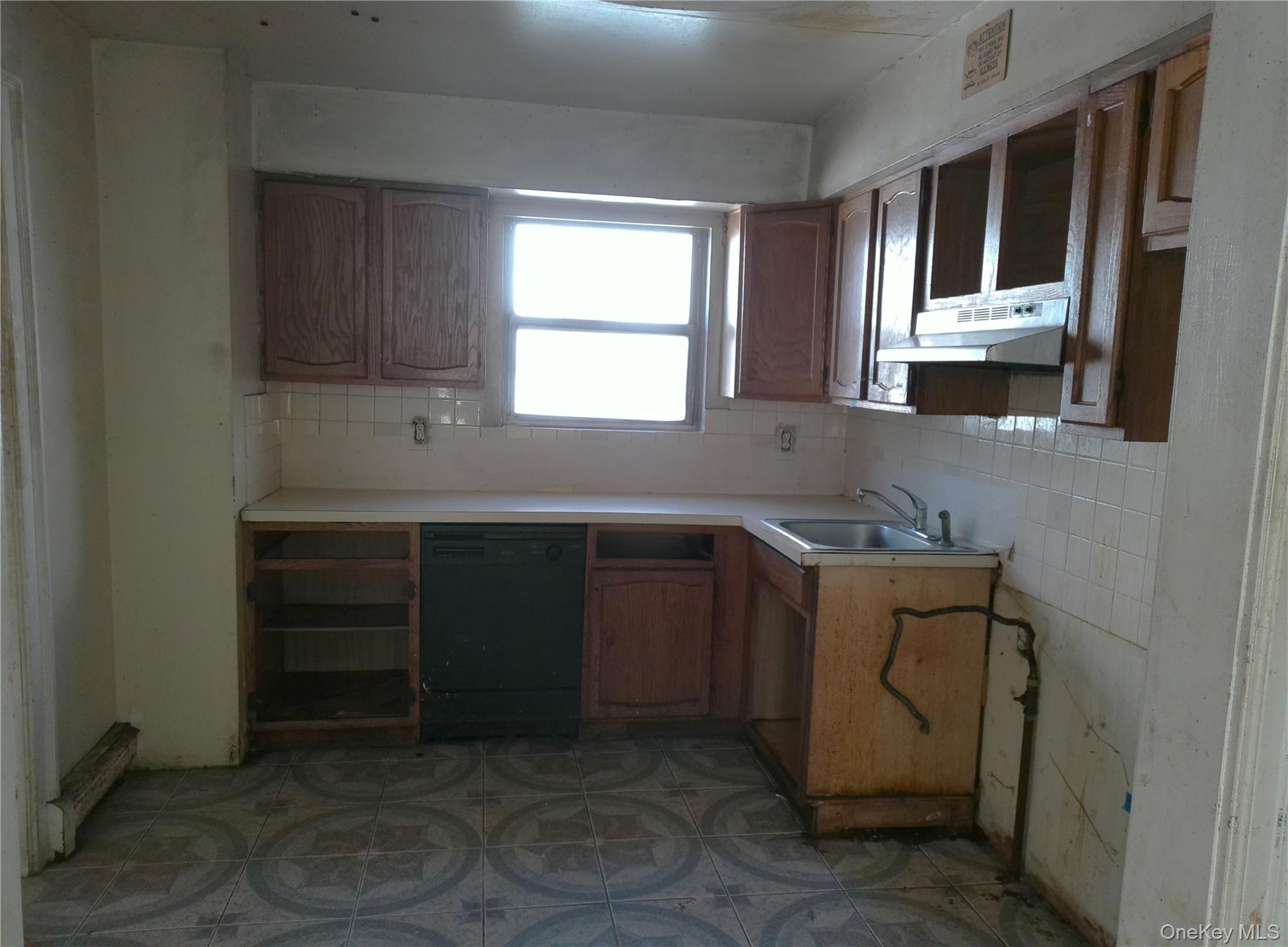 #11 photo, 219-07 137 Avenue, クイーンズ区 Laurelton , NY 11413