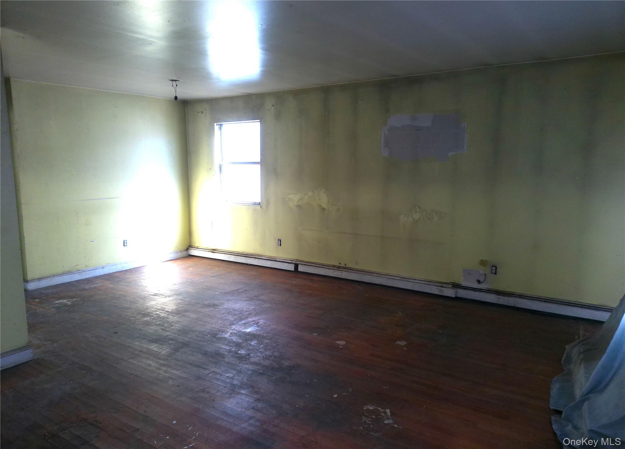 #8 photo, 219-07 137 Avenue, クイーンズ区 Laurelton , NY 11413