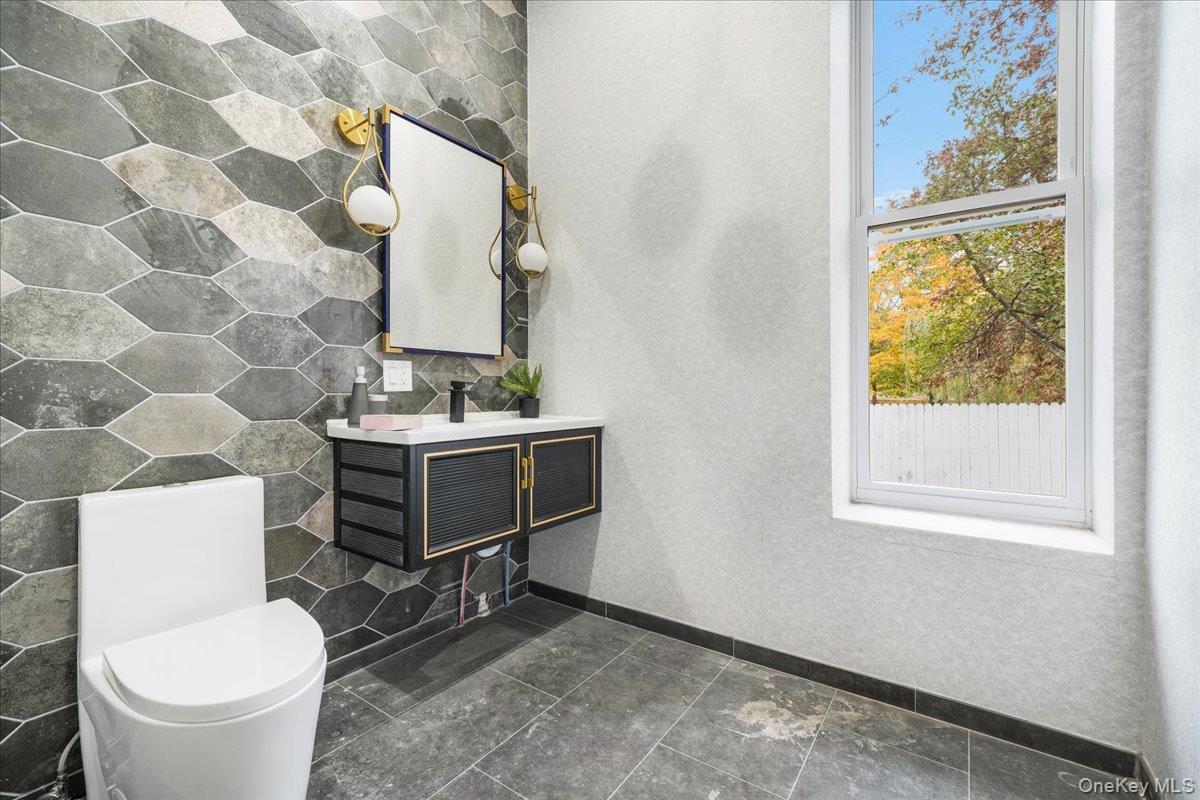 #19 photo, 260 Main Street, Goshen , NY 10924