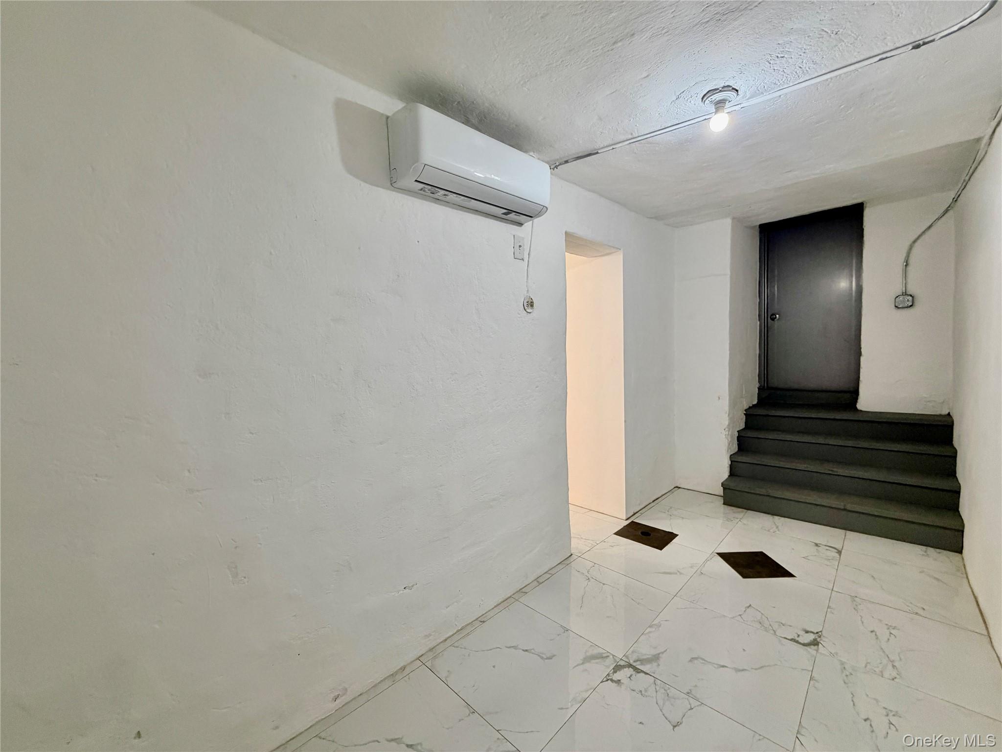 #15 photo, 2225 Cincinnatus Avenue, Bronx , NY 10473