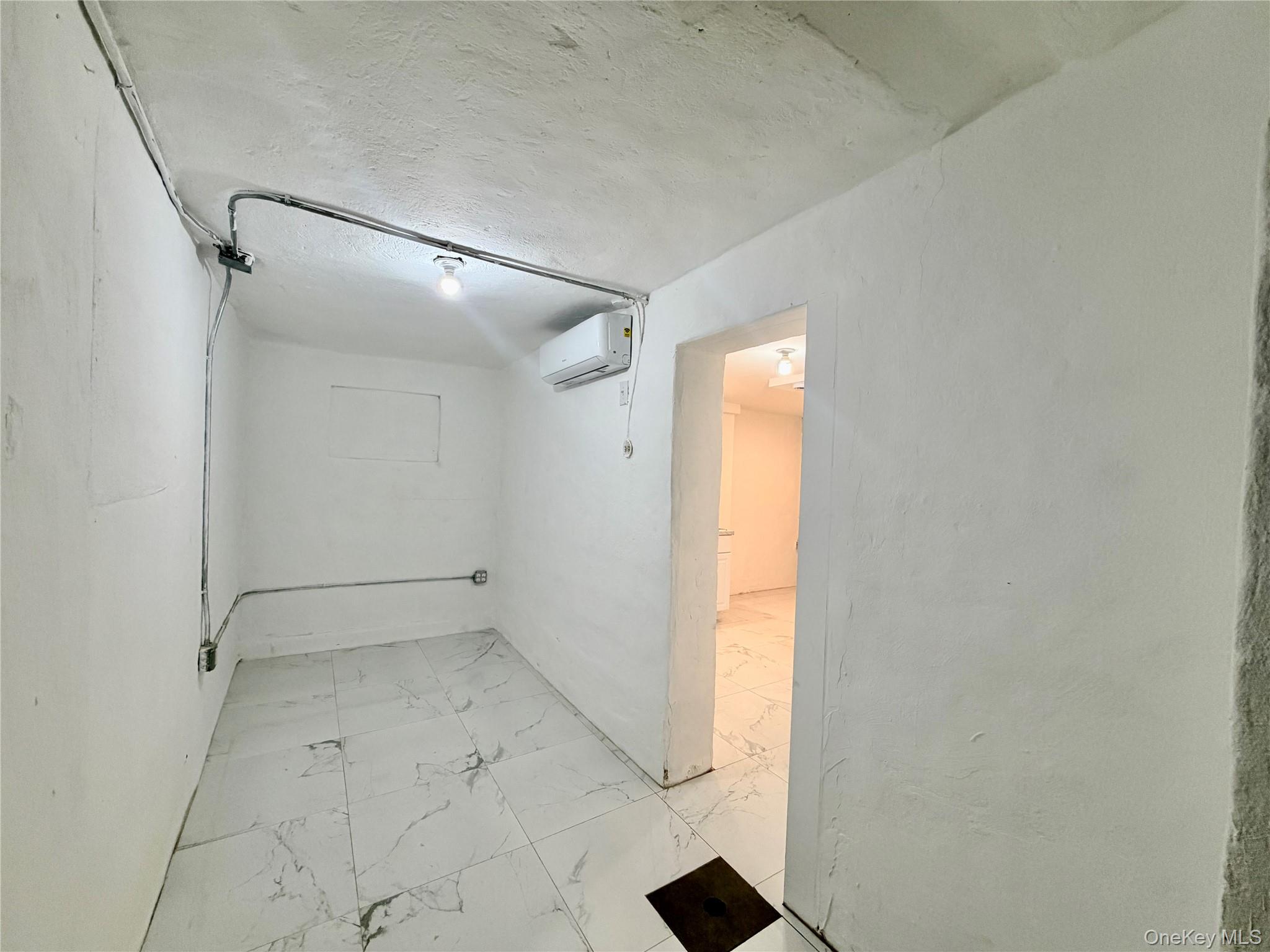 #16 photo, 2225 Cincinnatus Avenue, Bronx , NY 10473