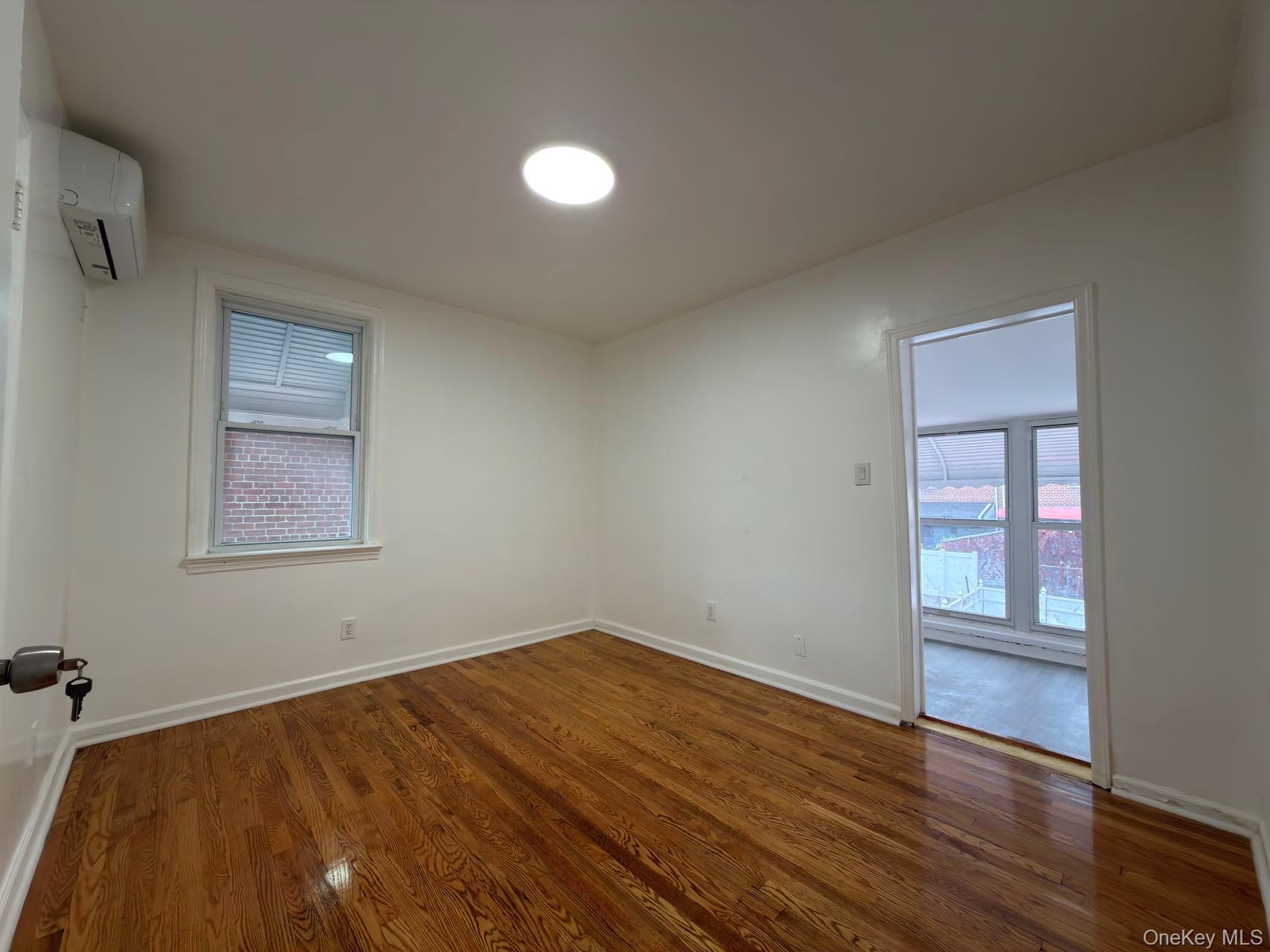 #7 photo, 2225 Cincinnatus Avenue, ブロンクス区 Bronx , NY 10473