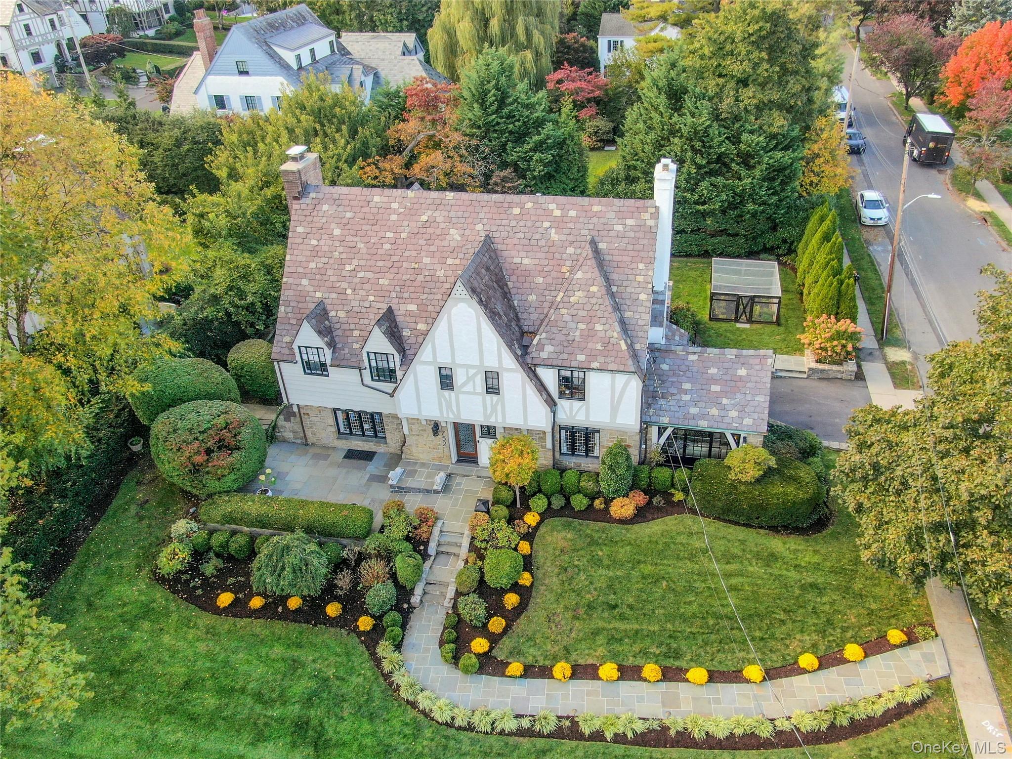 #6 photo, 752 Forest Avenue, Rye , NY 10580