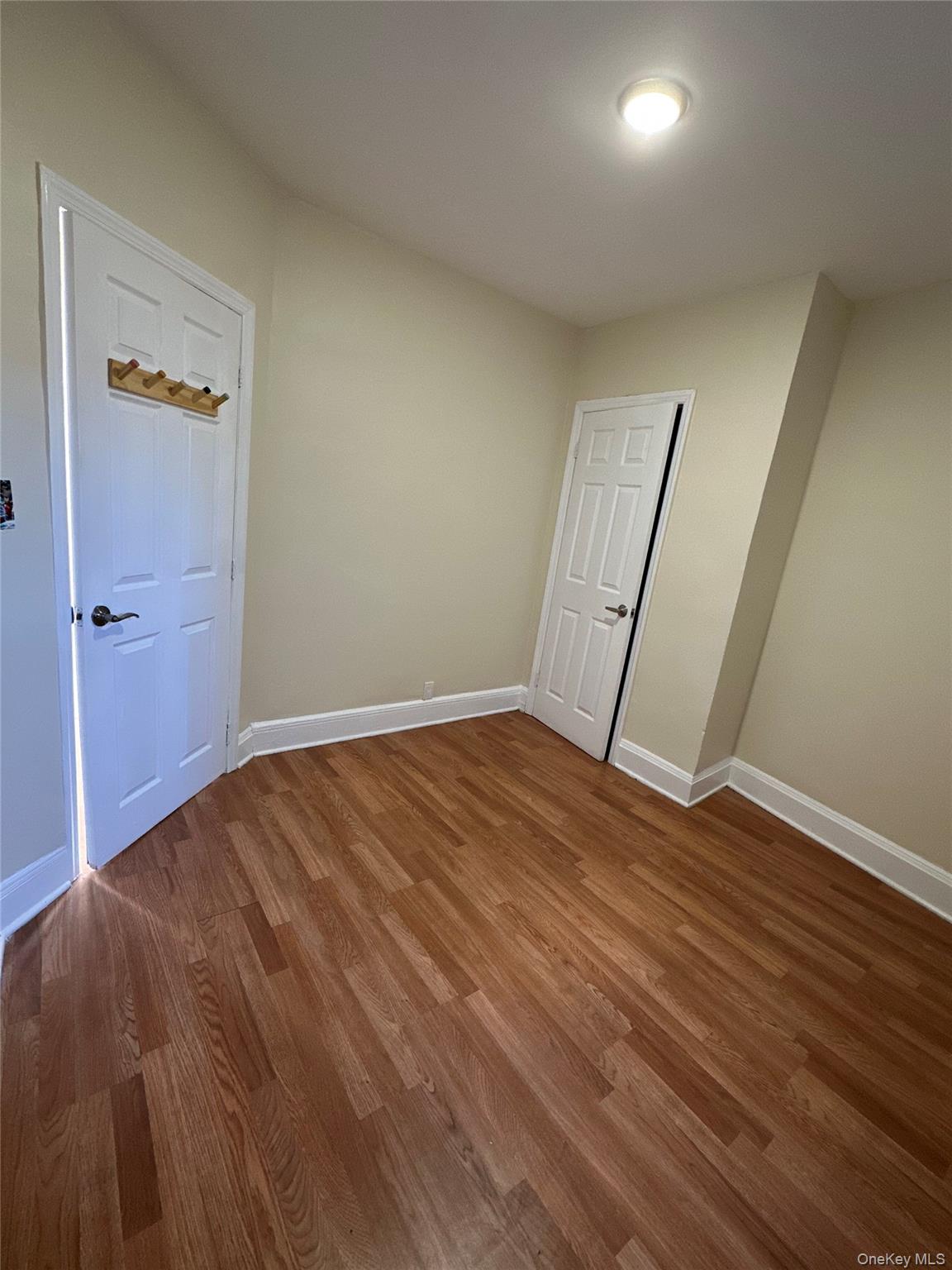 #4 photo, 1989 Cruger Avenue, برونكس Bronx , NY 10462