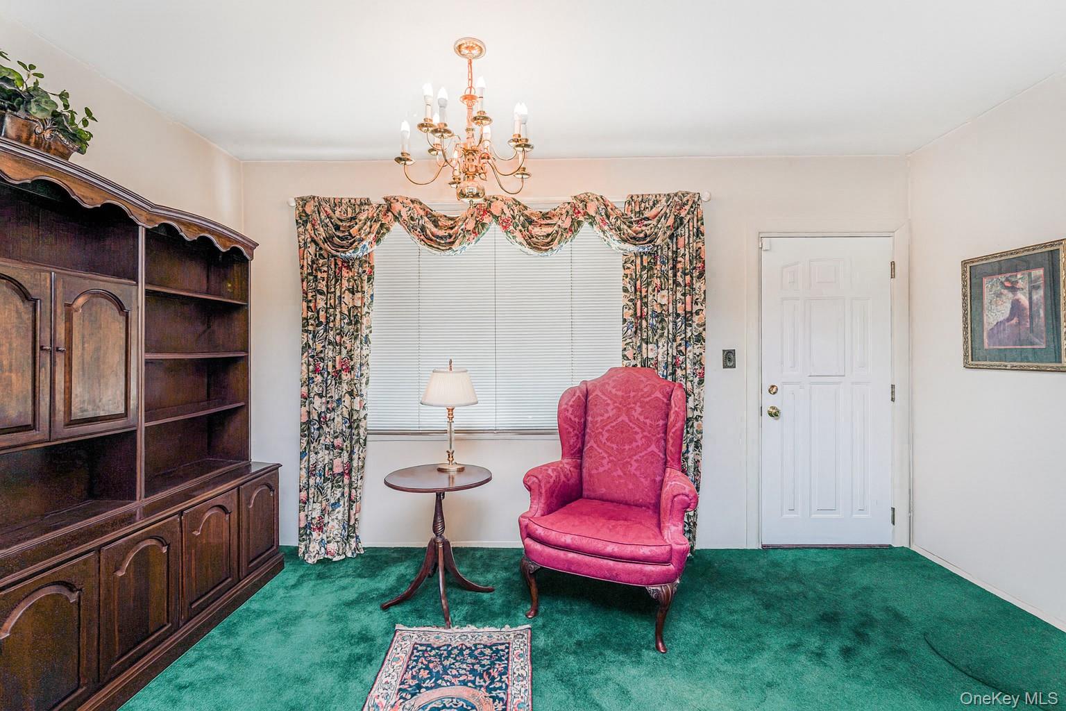 #3 photo, 15633 100th Street, クイーンズ区 Howard Beach , NY 11414