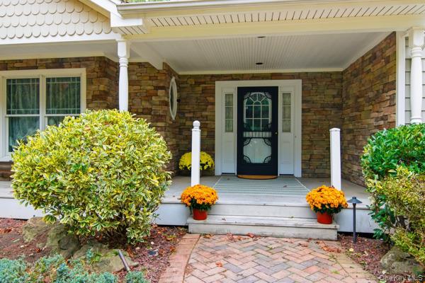 #4 photo, 15 Arbor Court, サフォーク郡 Bohemia , NY 11716