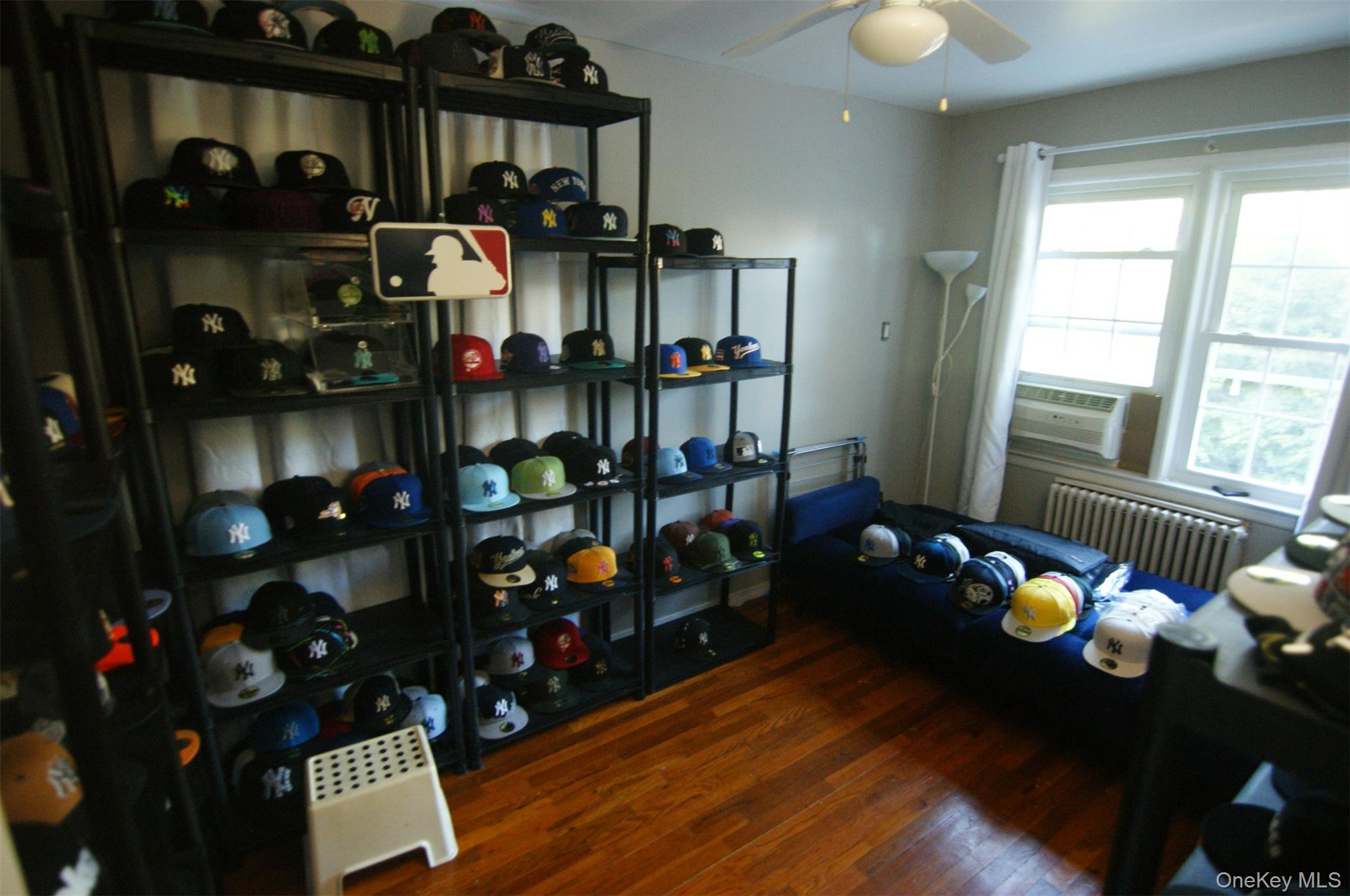 #7 photo, 8611 256th Street, クイーンズ区 Floral Park , NY 11001