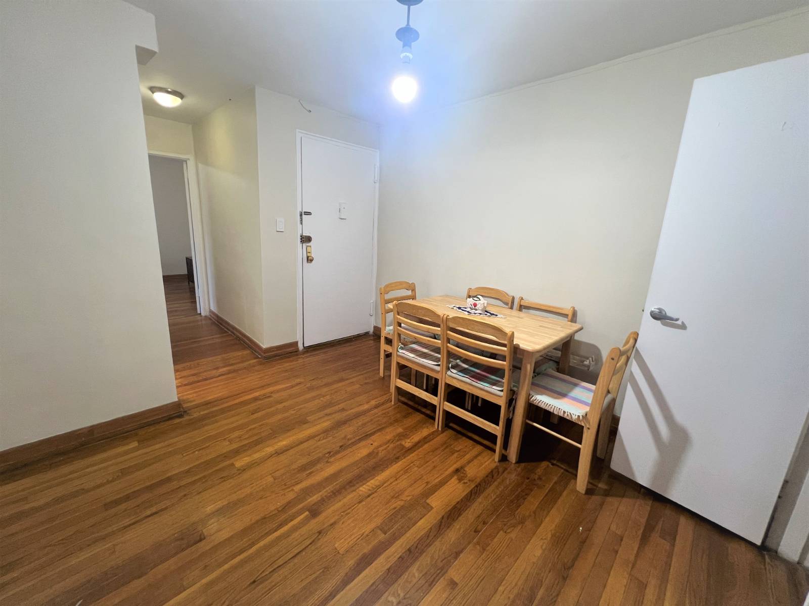 #13 photo, 34-20 Parsons Blvd , #4 C, クイーンズ区 Flushing , NY 11354