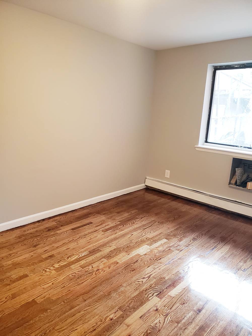 #4 photo, 4035 97th Street, クイーンズ区 Corona , NY 11368