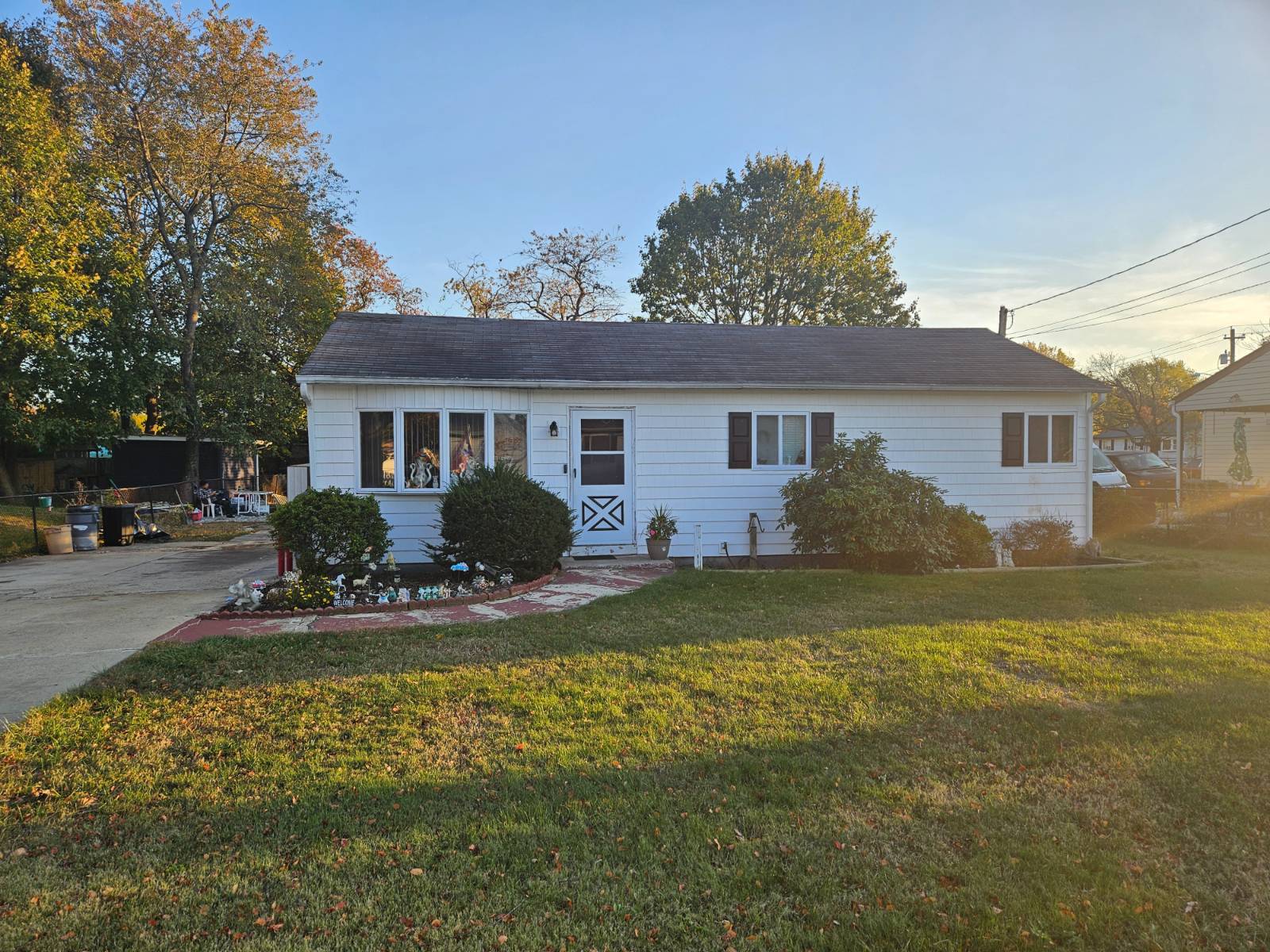 #2 photo, 174 MERRILL ST, Brentwood , NY 11717