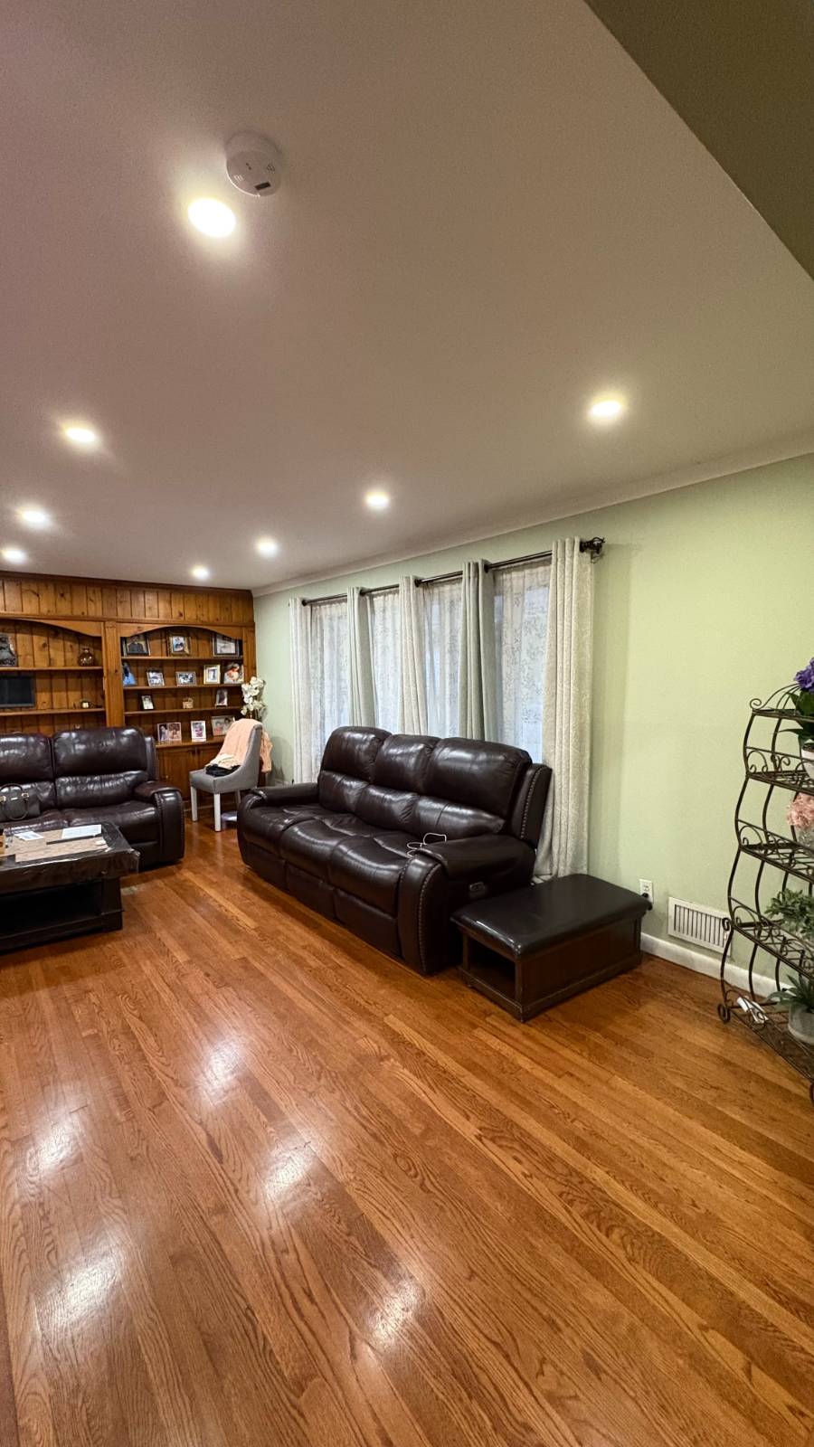 #2 photo, 8 Howard St, ナッソー郡 Hicksville , NY 11801