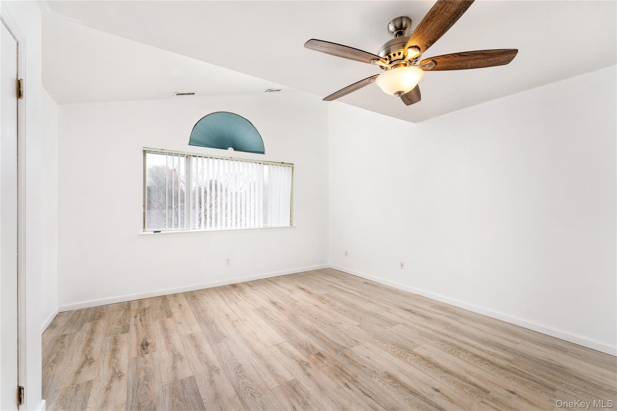 #14 photo, 55 Eric Drive, Middle Island , NY 11953