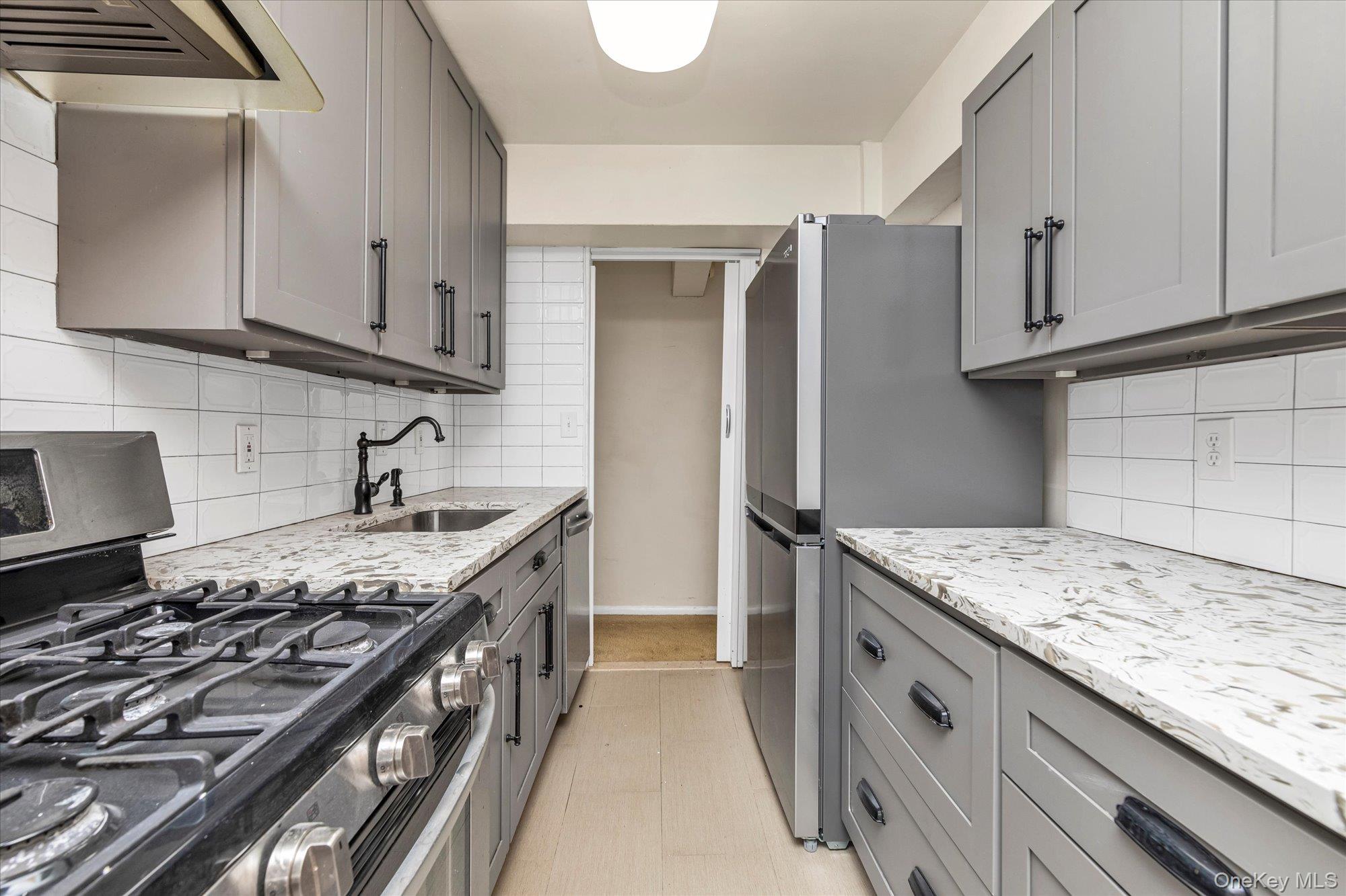 #2 photo, 124 Smith Street, ナッソー郡 Freeport , NY 11520