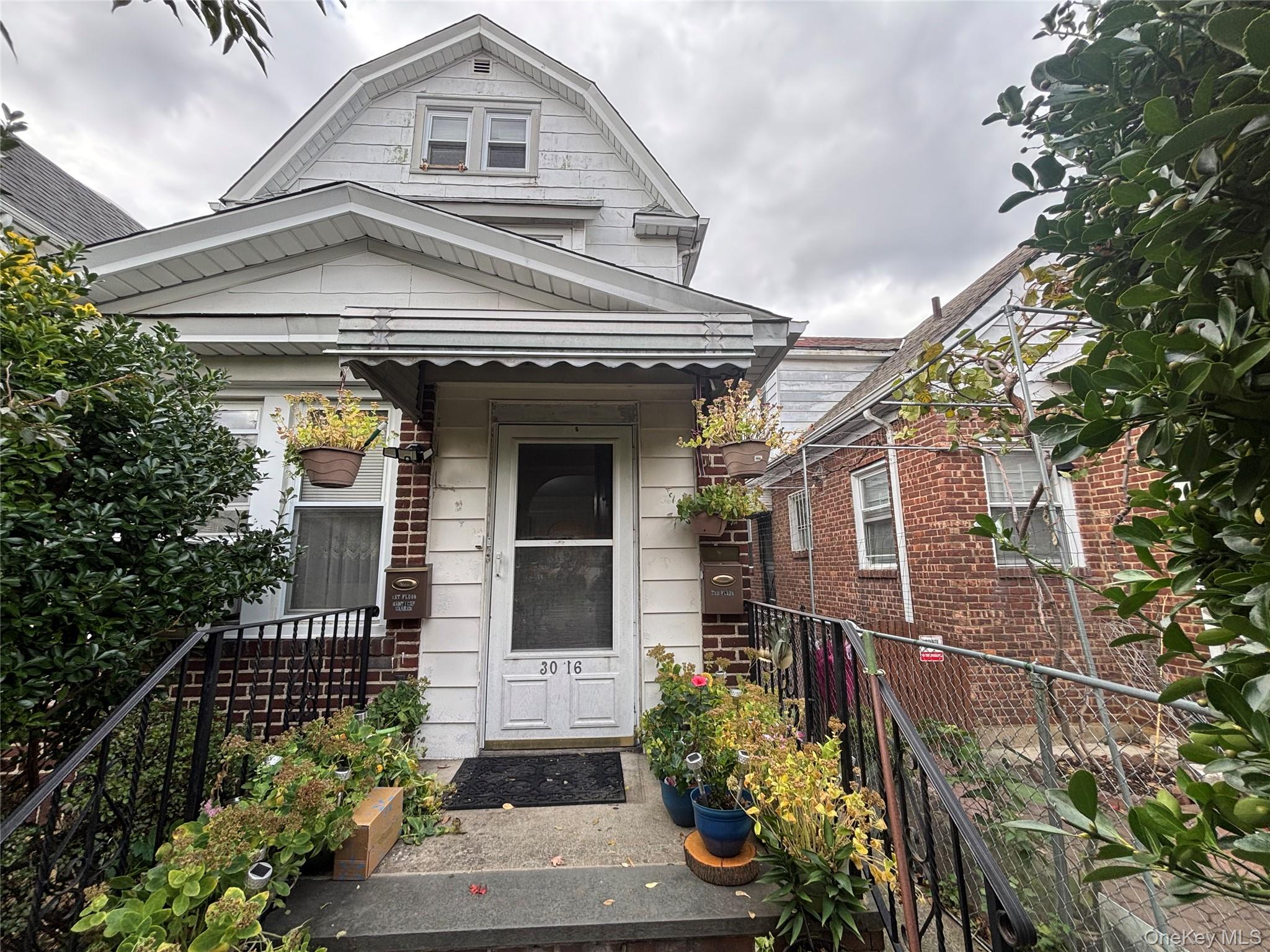 #1 photo, 30-16 154th Street, クイーンズ区 Flushing , NY 11354