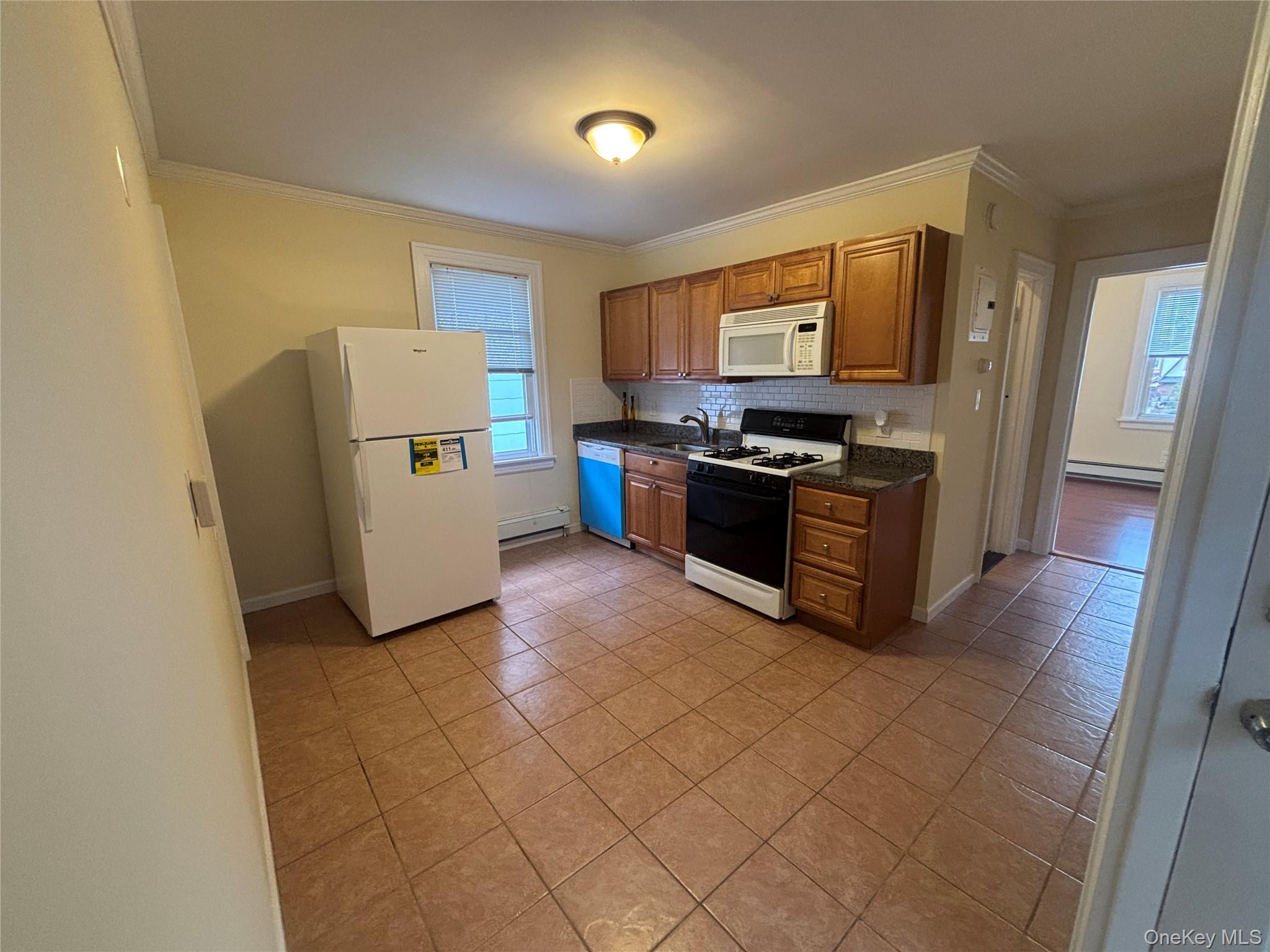 #3 photo, 30-16 154th Street, クイーンズ区 Flushing , NY 11354