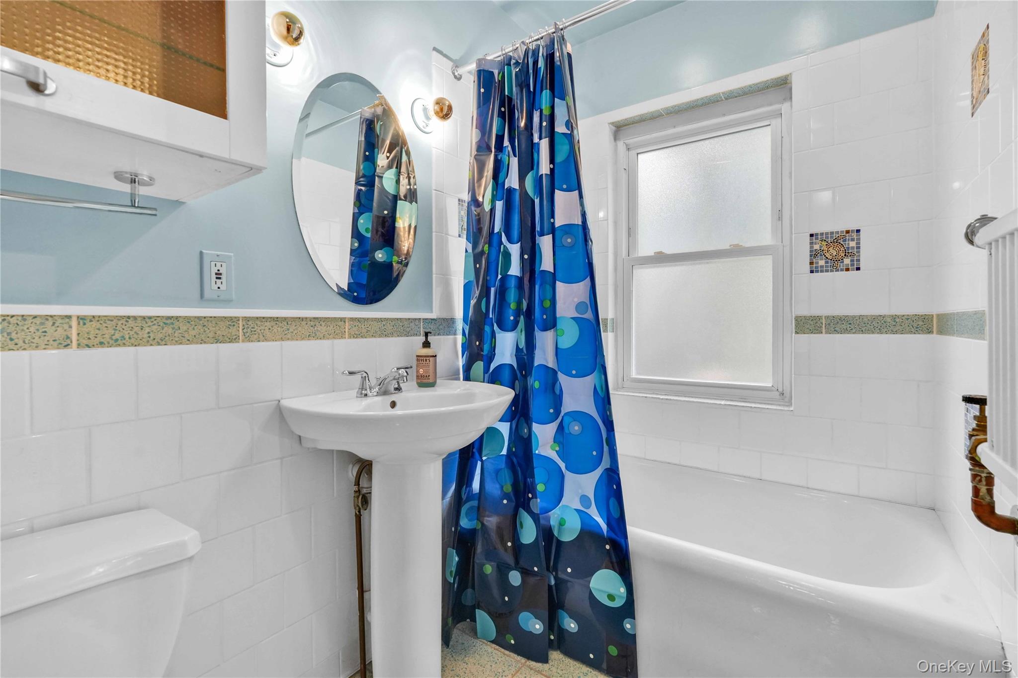 #10 photo, 21-50 28th Street, Astoria , NY 11105