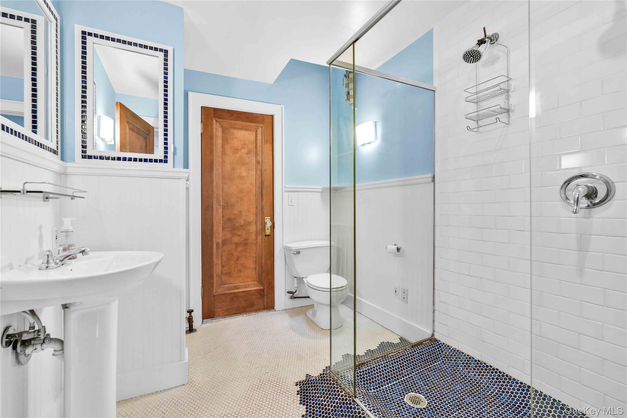 #13 photo, 21-50 28th Street, Astoria , NY 11105