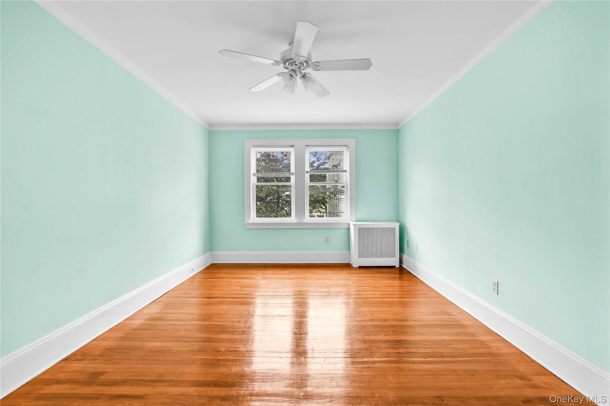 #16 photo, 21-50 28th Street, Astoria , NY 11105