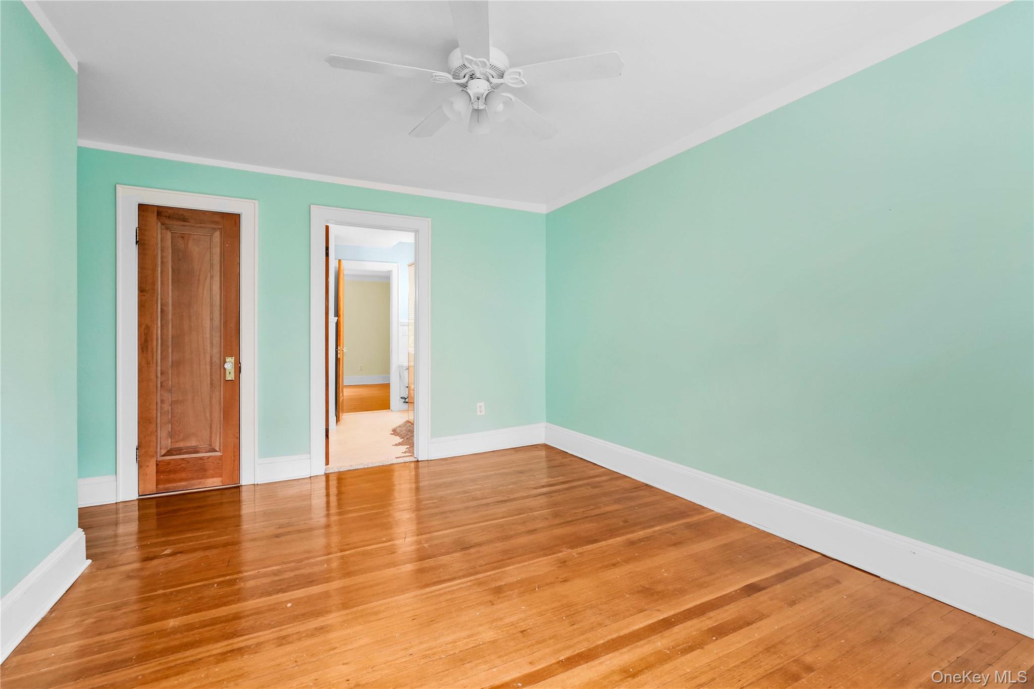 #17 photo, 21-50 28th Street, Astoria , NY 11105