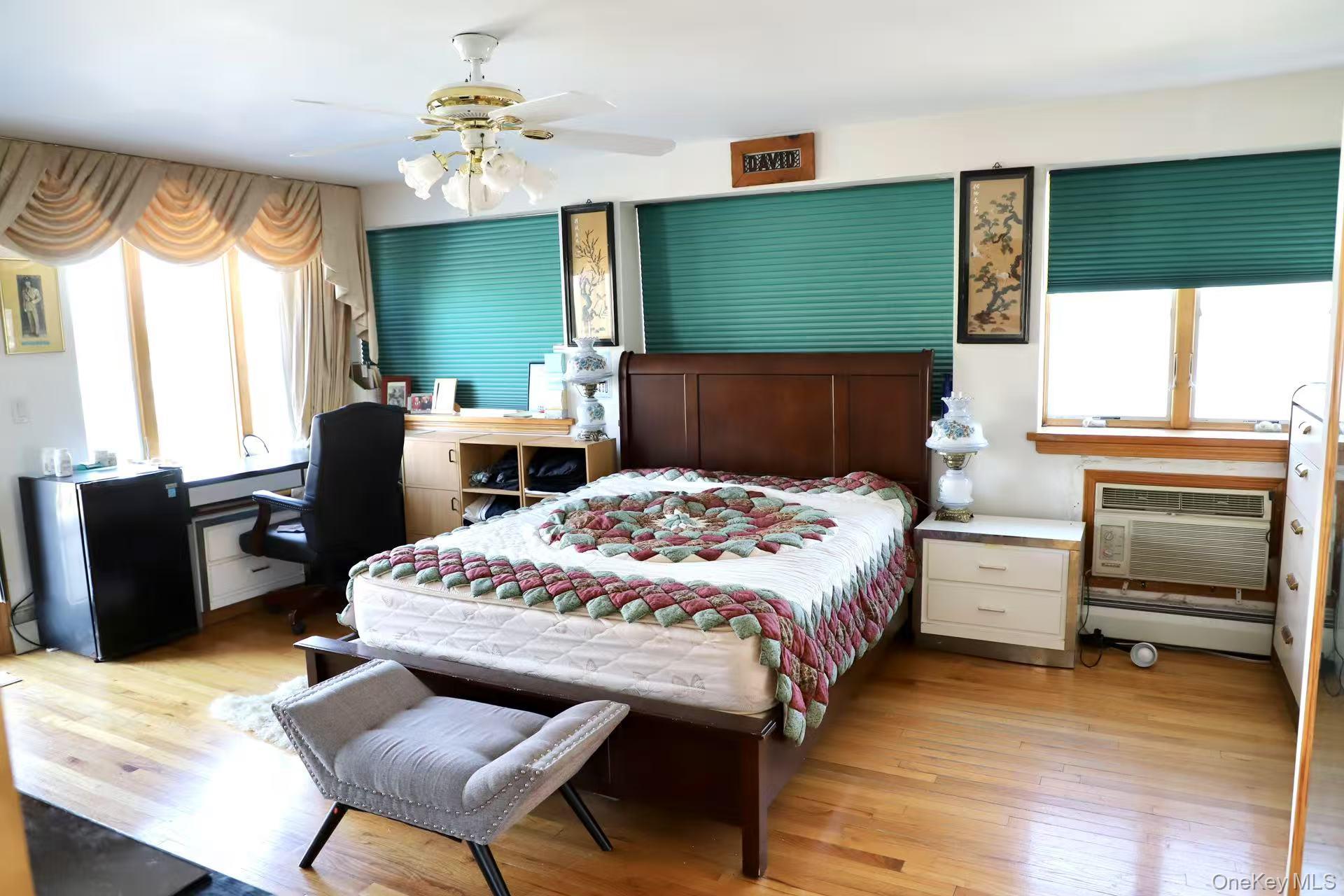 #13 photo, 215-48 24th Avenue, クイーンズ区 Bayside , NY 11360