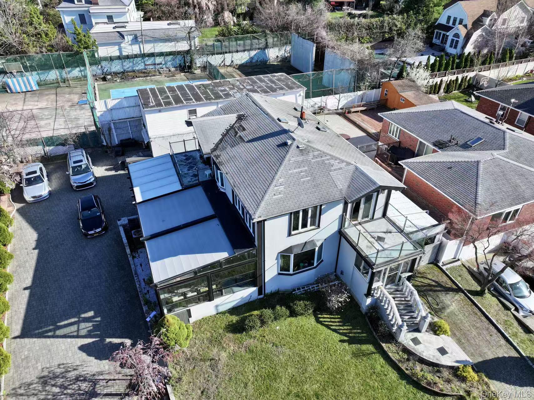 #2 photo, 215-48 24th Avenue, クイーンズ区 Bayside , NY 11360