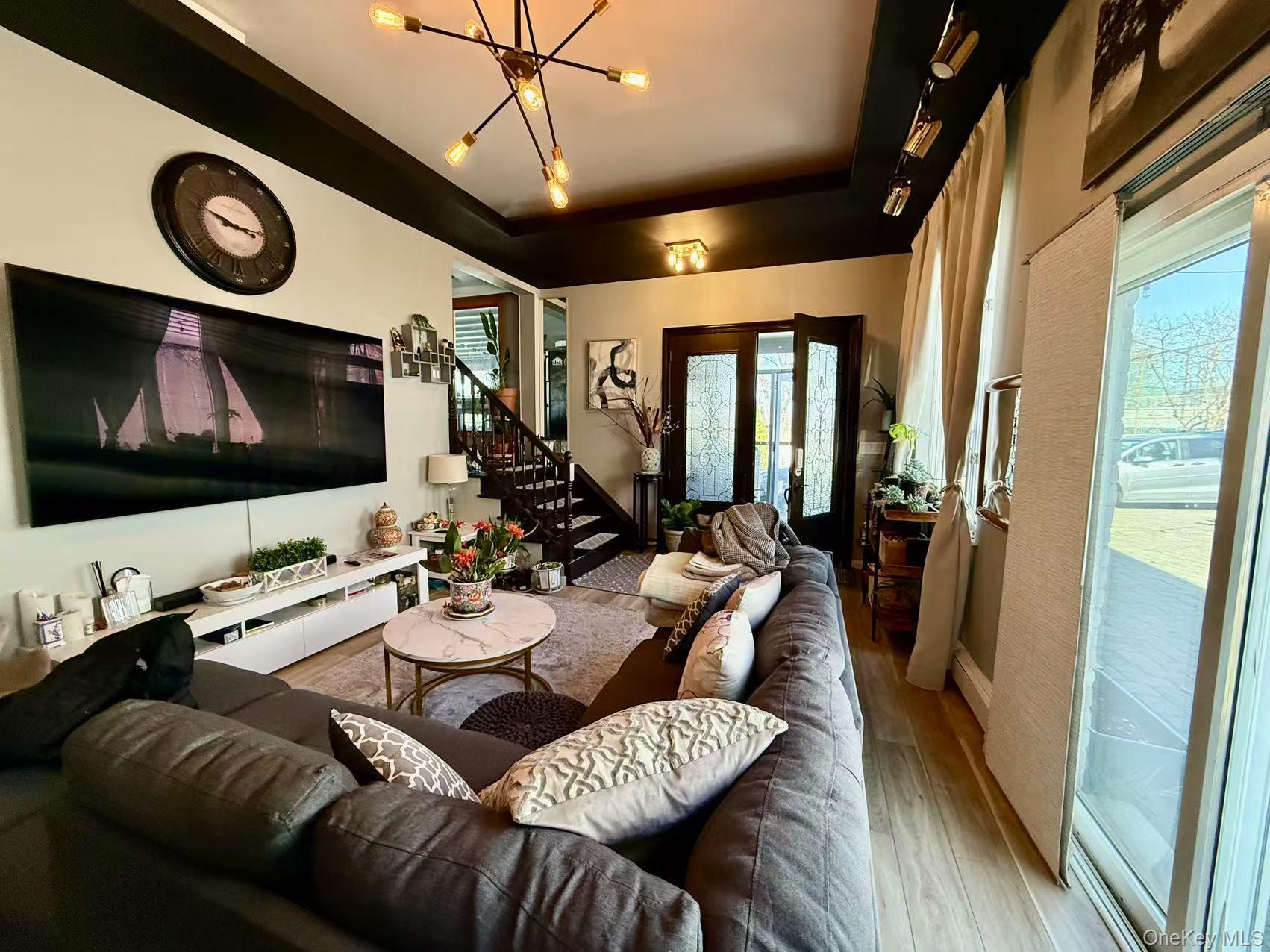 #3 photo, 215-48 24th Avenue, クイーンズ区 Bayside , NY 11360