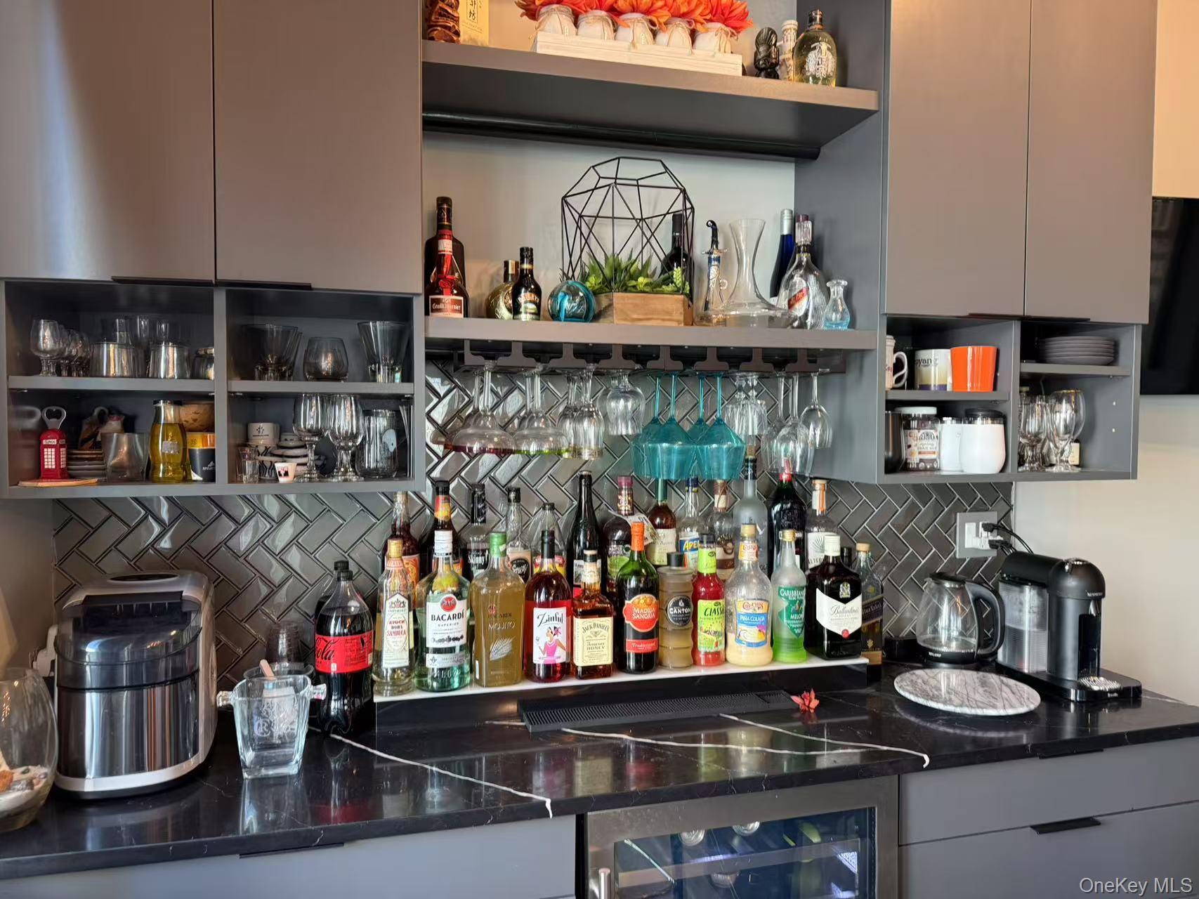 #5 photo, 215-48 24th Avenue, クイーンズ区 Bayside , NY 11360