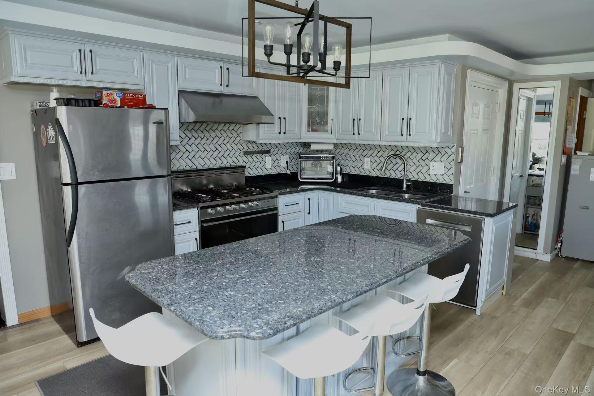 #9 photo, 215-48 24th Avenue, クイーンズ区 Bayside , NY 11360