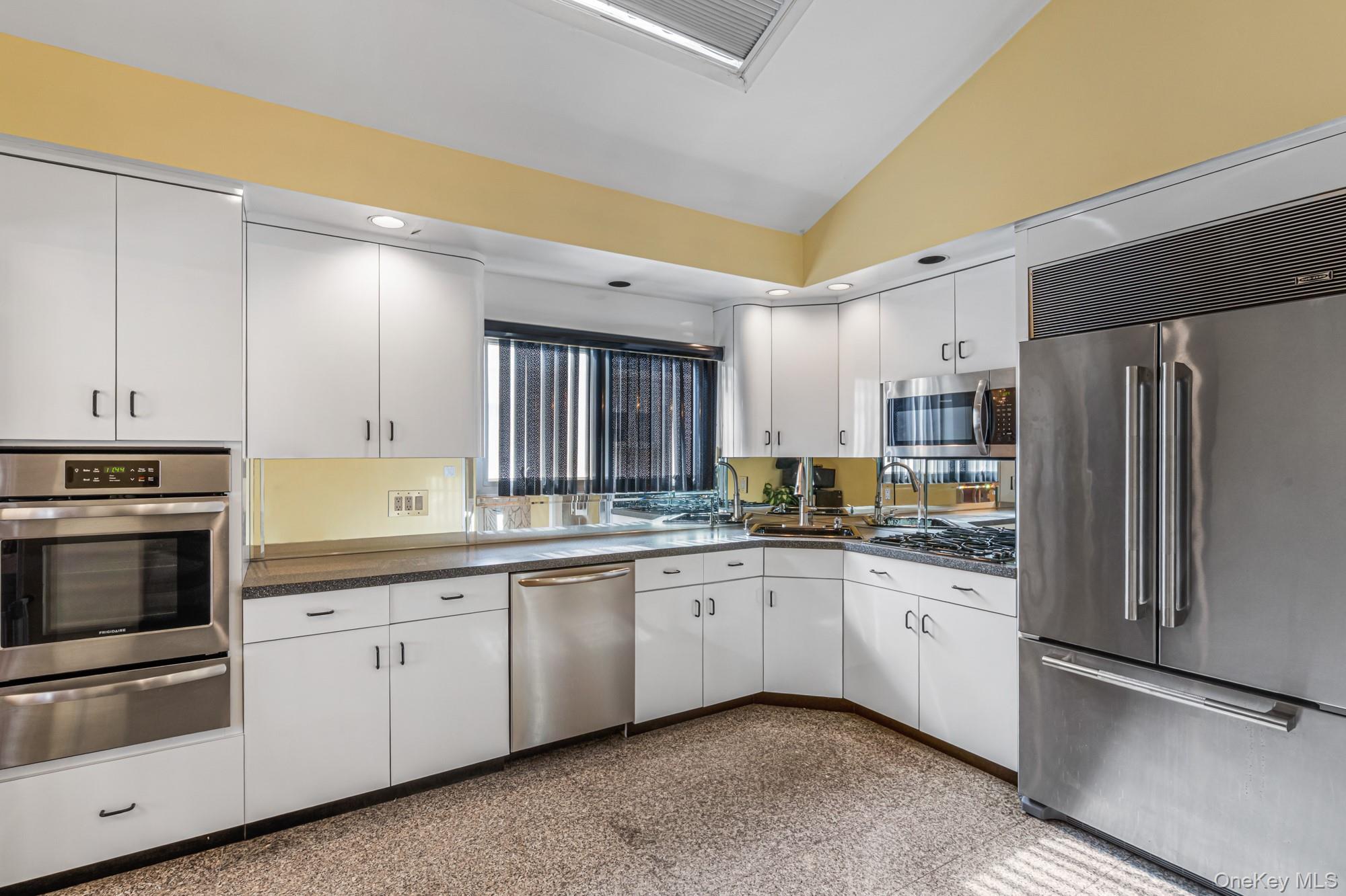 #11 photo, 16148 84th Street, クイーンズ区 Howard Beach , NY 11414