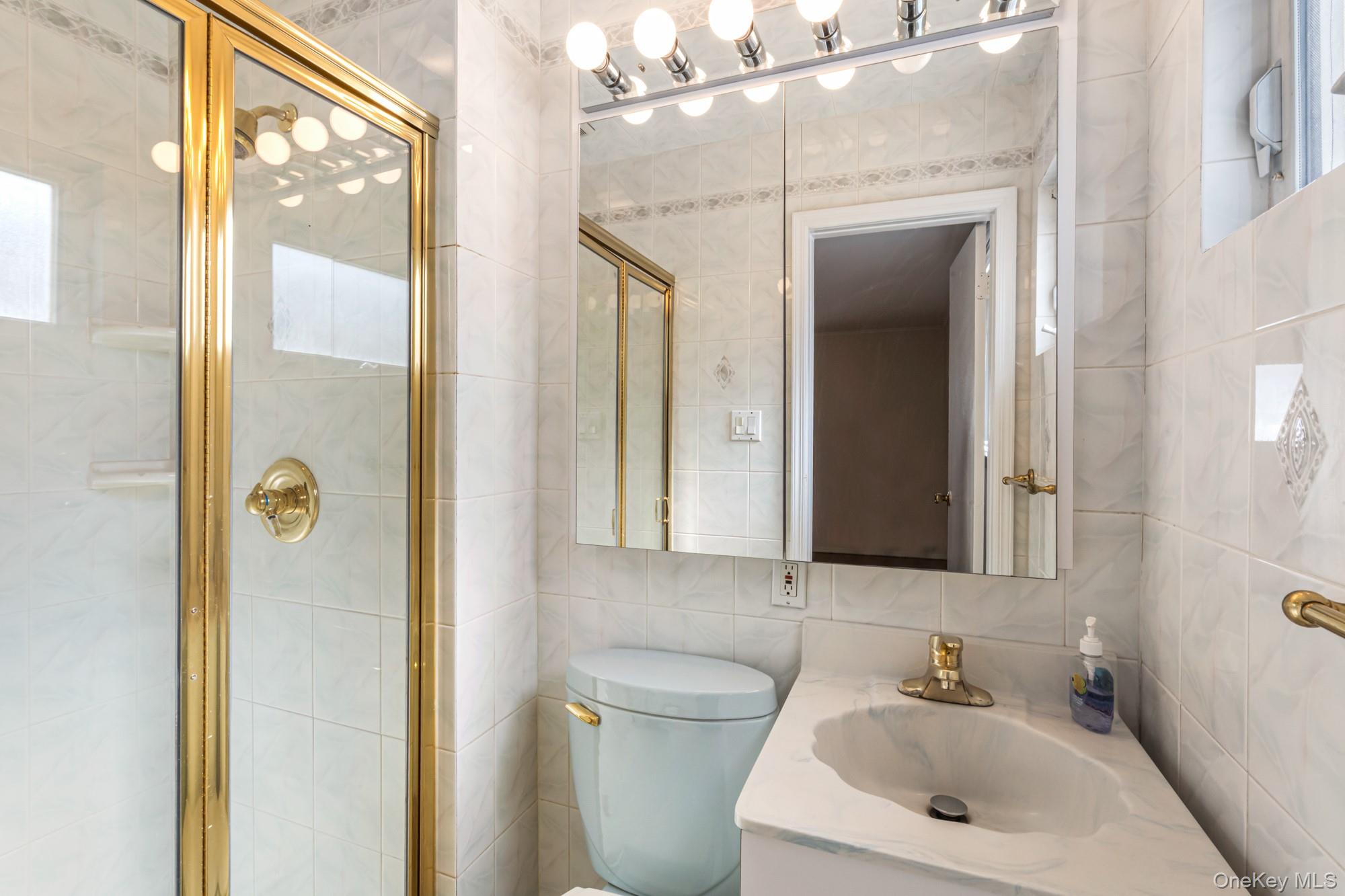 #16 photo, 16148 84th Street, クイーンズ区 Howard Beach , NY 11414