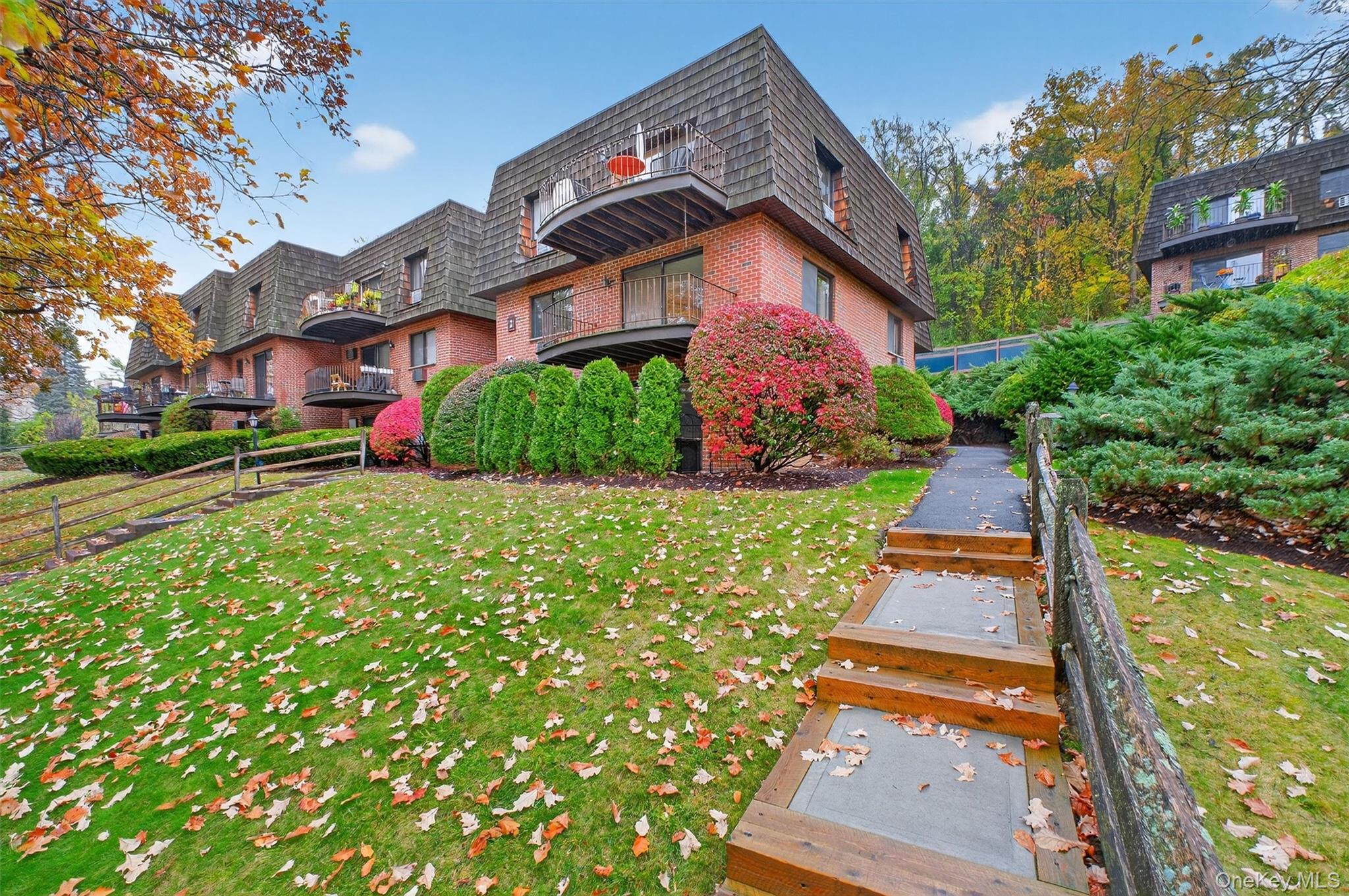 #4 photo, 2 Briarcliff Drive, Ossining , NY 10562