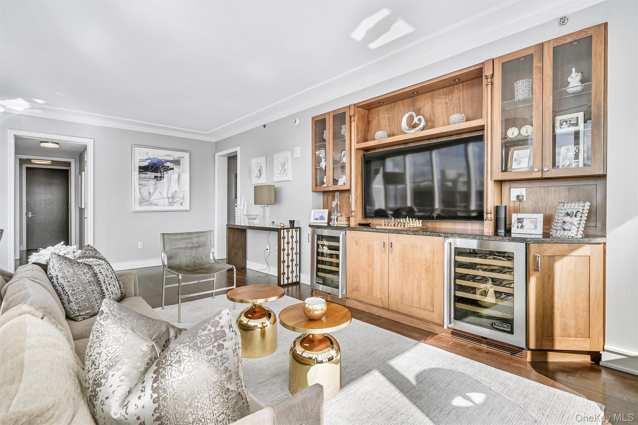 #18 photo, 5 Renaissance Square, White Plains , NY 10601