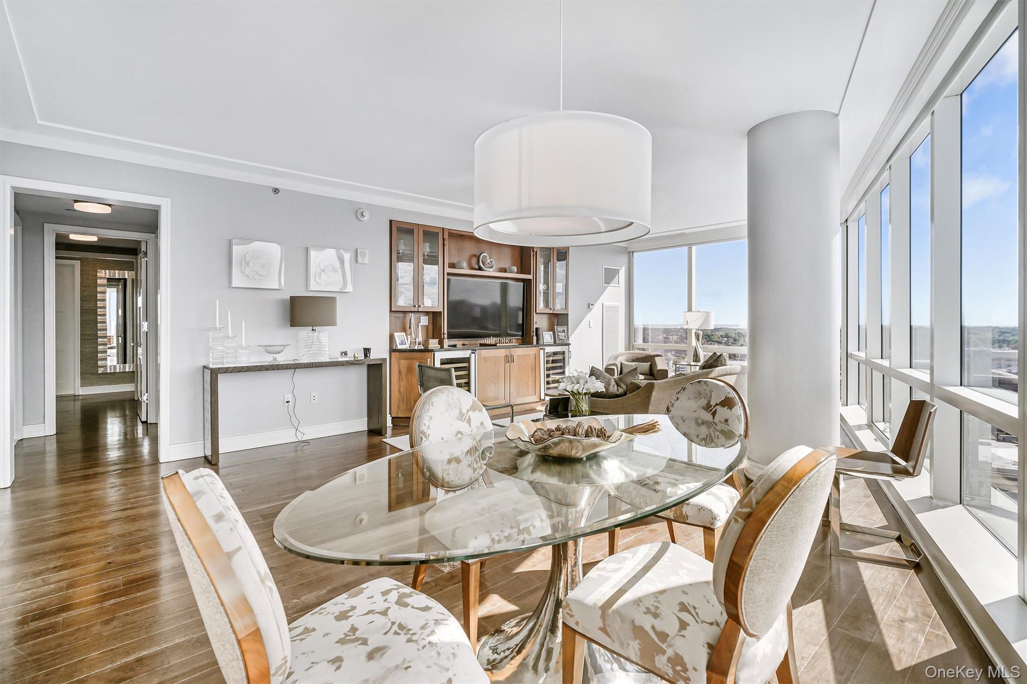 #8 photo, 5 Renaissance Square, White Plains , NY 10601