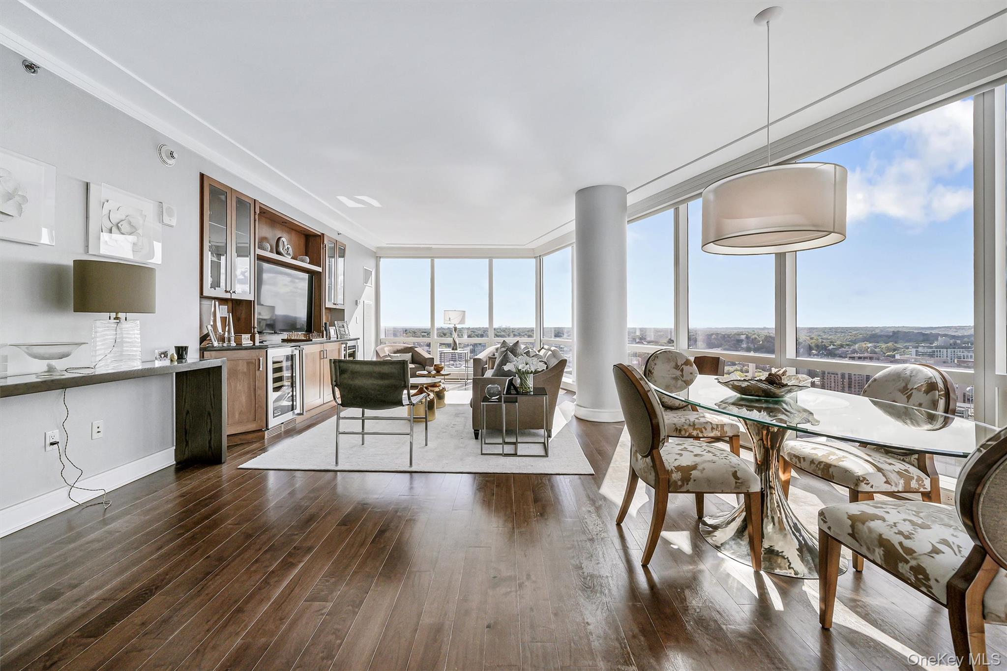 #9 photo, 5 Renaissance Square, White Plains , NY 10601