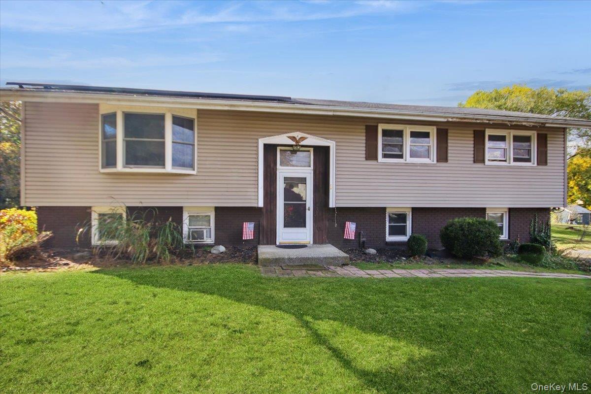 #2 photo, 1 Blossom Hill Drive, Marlboro , NY 12542