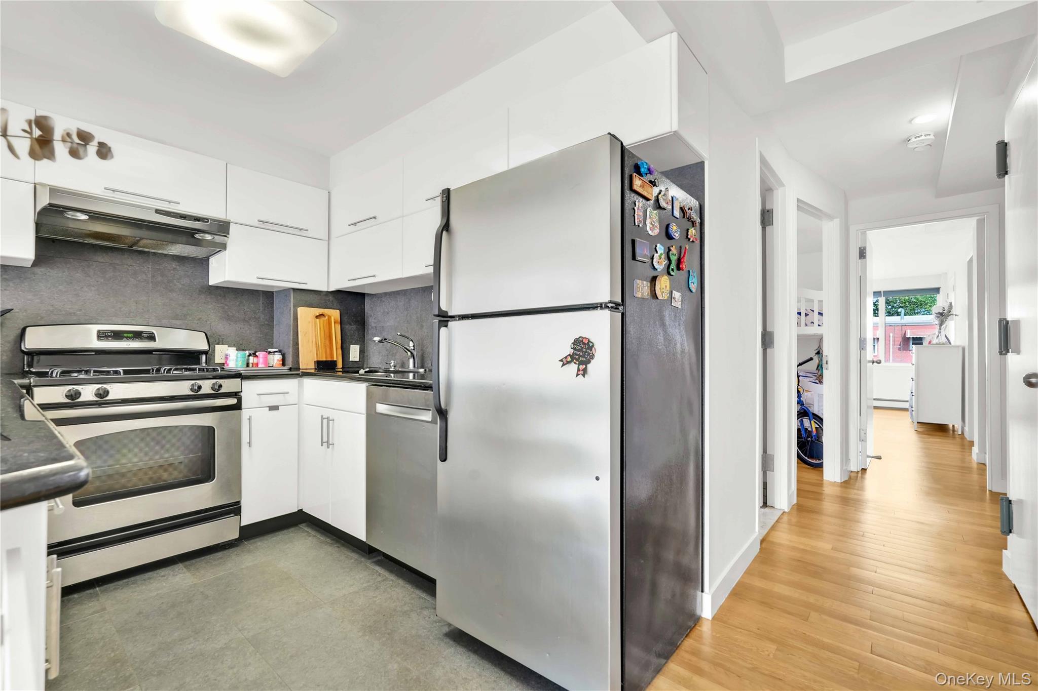 #6 photo, 3080 47th Street, Astoria , NY 11103