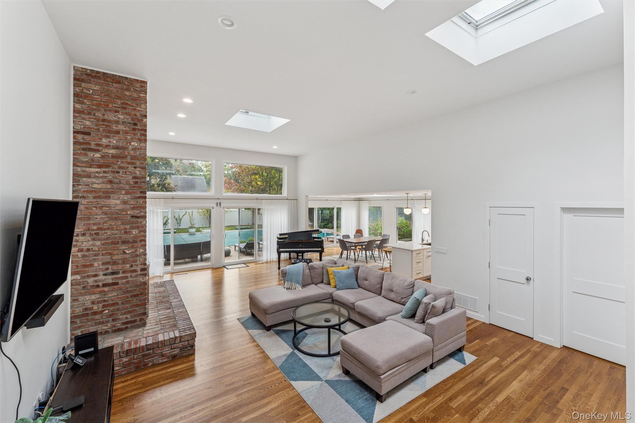 #4 photo, 14 Woodland Lane, サフォーク郡 Quogue , NY 11959