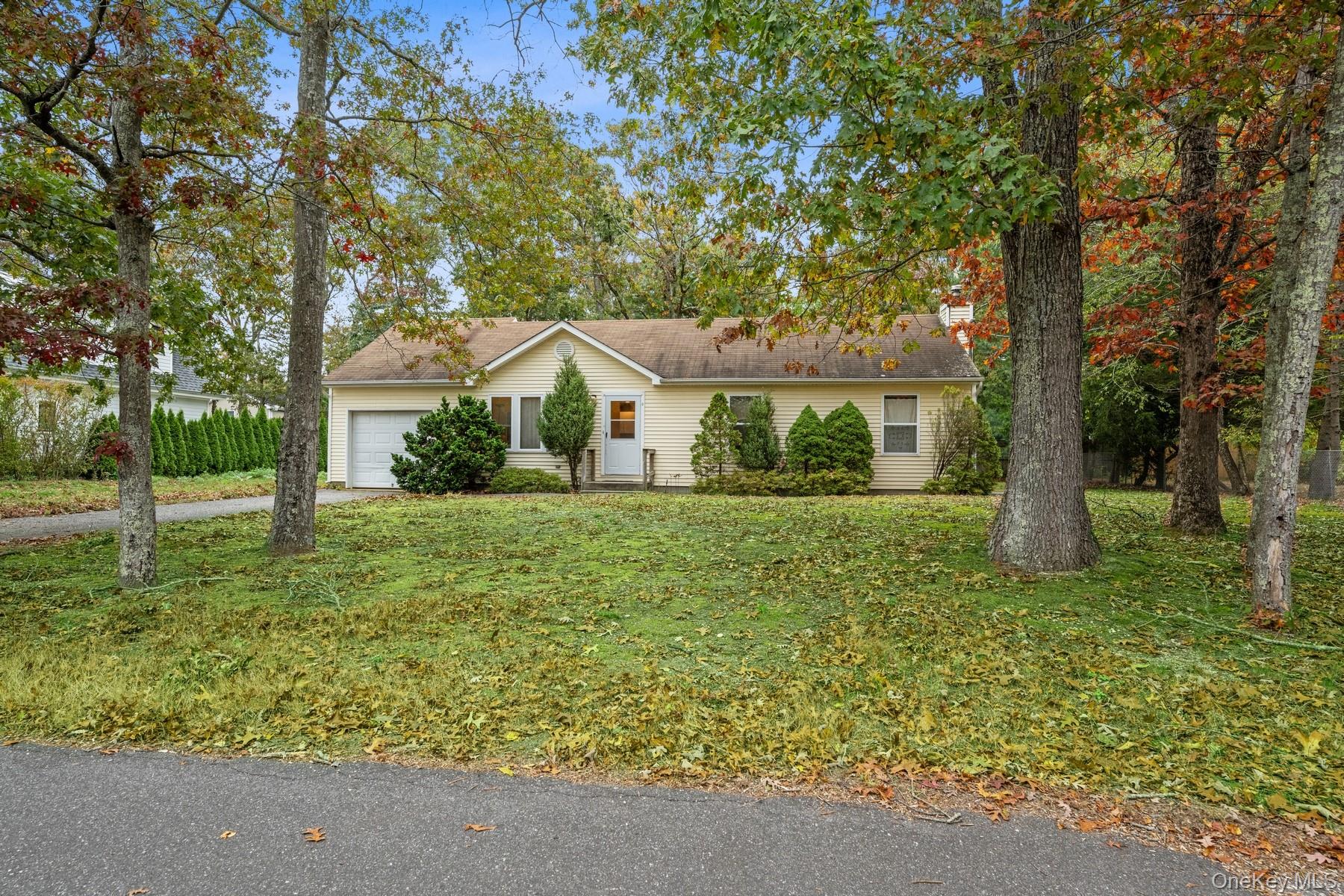 #1 photo, 9 Shinnecock Avenue, East Quogue , NY 11942