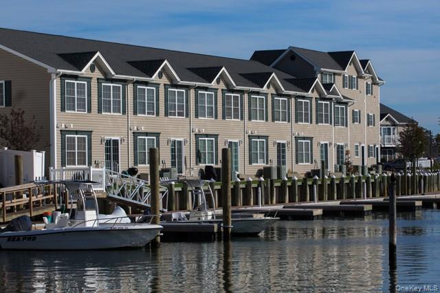 #1 photo, 60 Front Street, ナッソー郡 East Rockaway , NY 11518